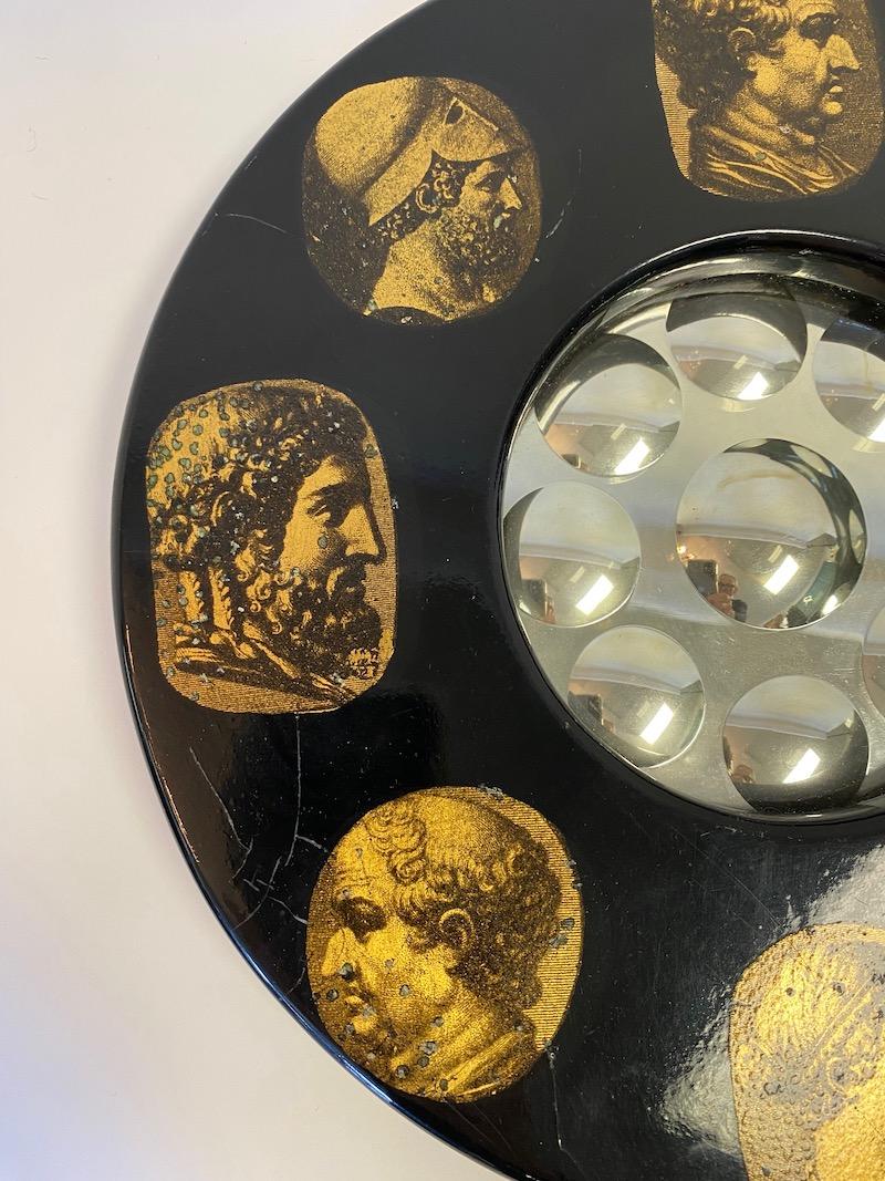 Espejo Fornasetti Cammei en Bueno estado para la venta en West Palm Beach, FL