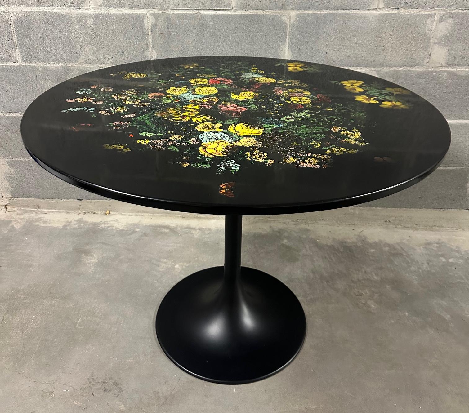 Grande table ronde vintage originale 