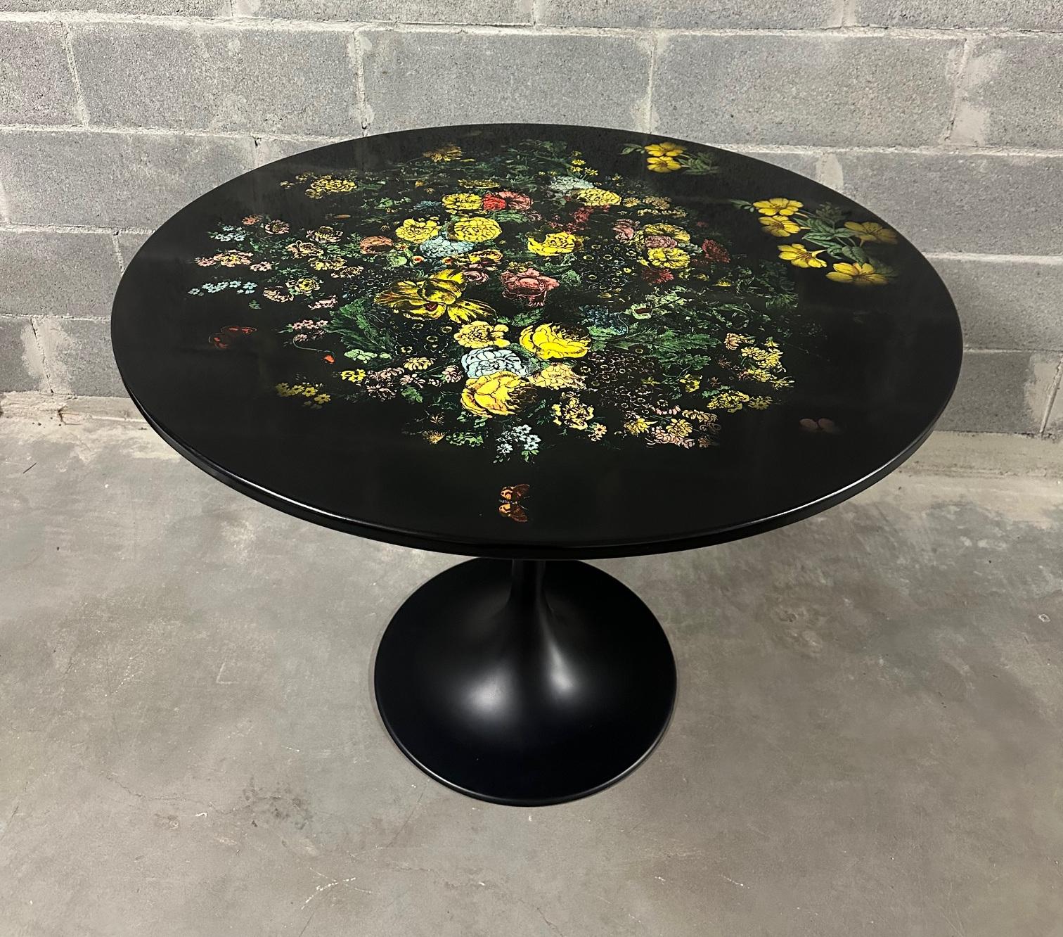 Mid-Century Modern Table ronde 
