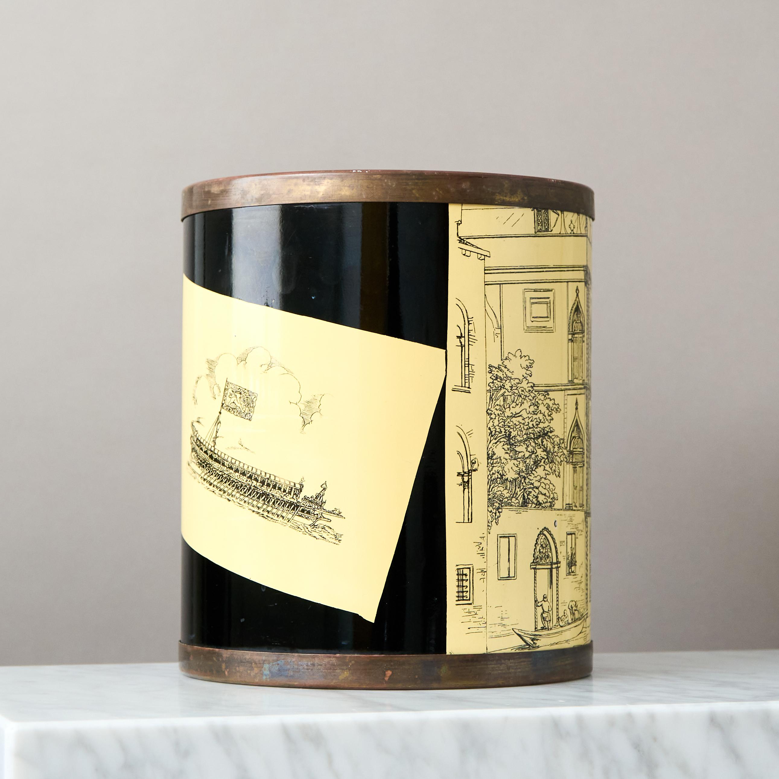 Fornasetti for Bucciarelli Waste Paper Basket. Milano, Italy 1950s. In Good Condition For Sale In Malmö, SE