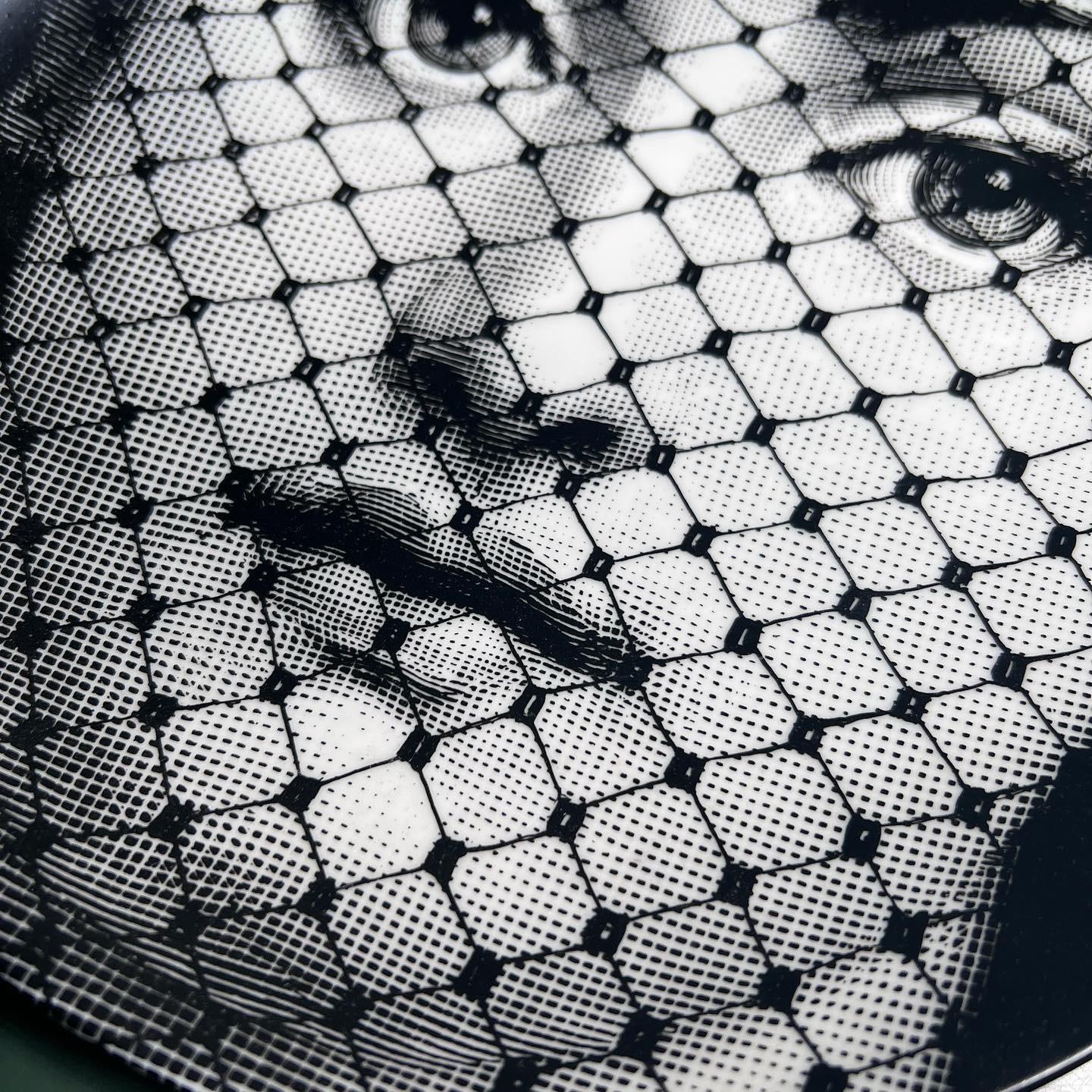 Have you ever wondered who's the woman that appears on the iconic Fornasetti plates? You might believe she's just an imaginary muse, dreamed by Piero Fornasetti. Turns out, she's way more real than that, as the Italian designer started the now