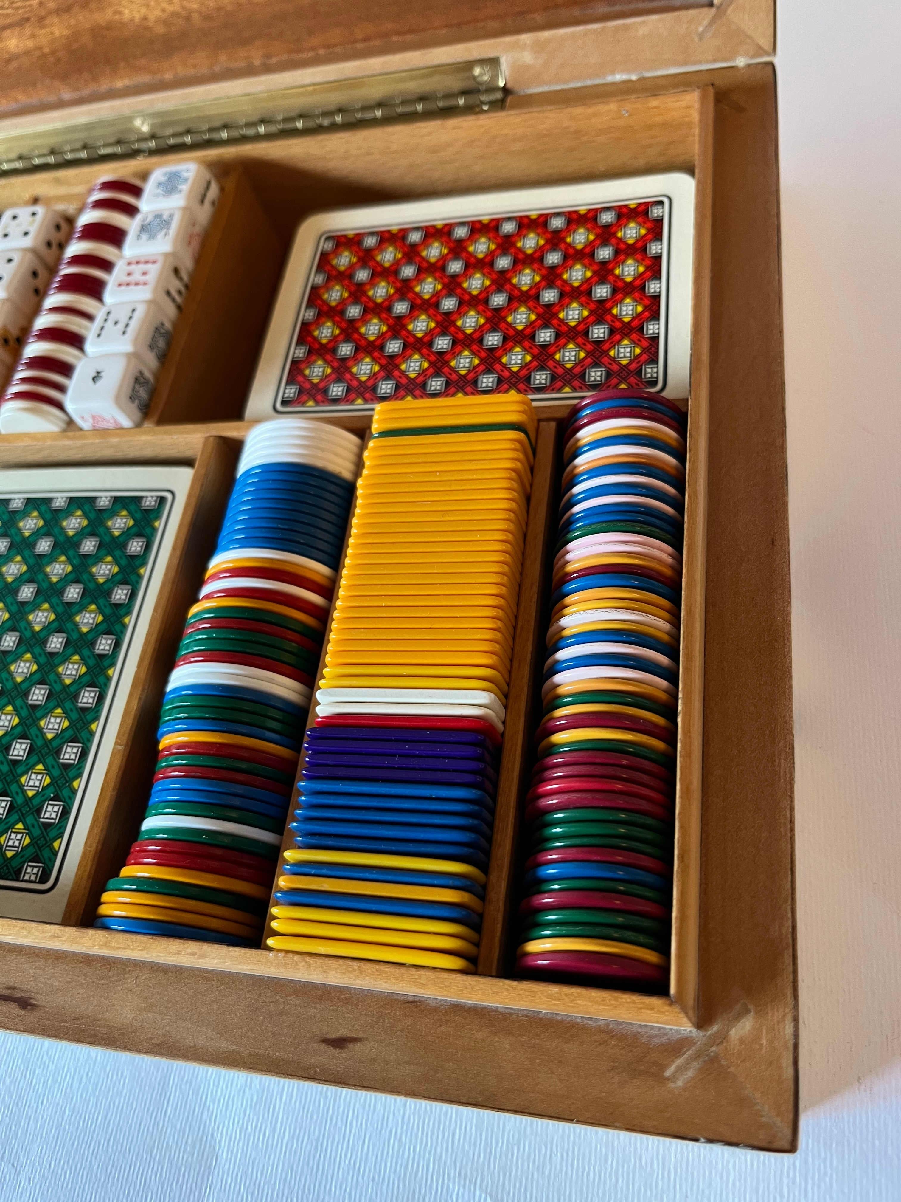 FORNASETTI Jeu de cartes de poker Montgolfière Boîte de jeu en vente 1