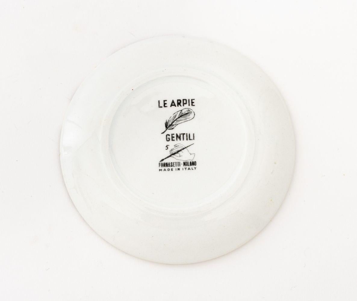 Fornasetti Le Arpie Gentili Porzellan Untersetzer, 8 im Angebot 3