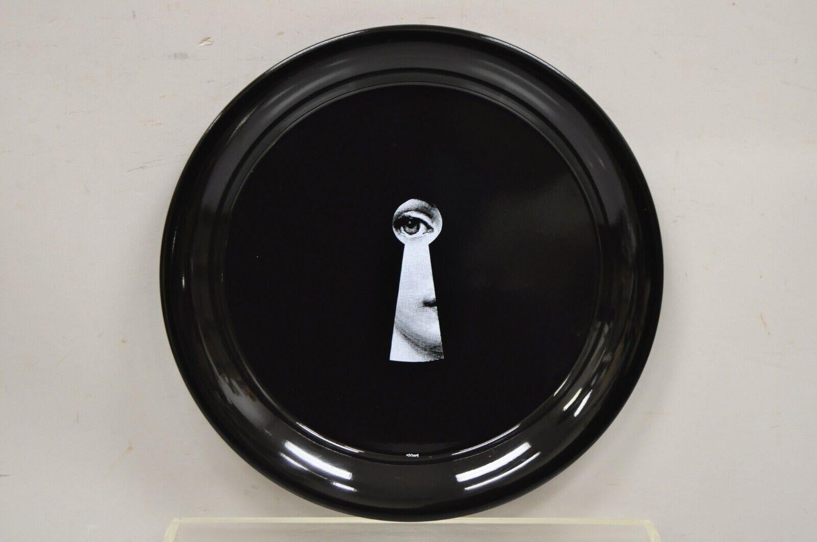 Fornasetti Milano Italy Serratura Black and White Keyhole Round Platter Tray For Sale 3
