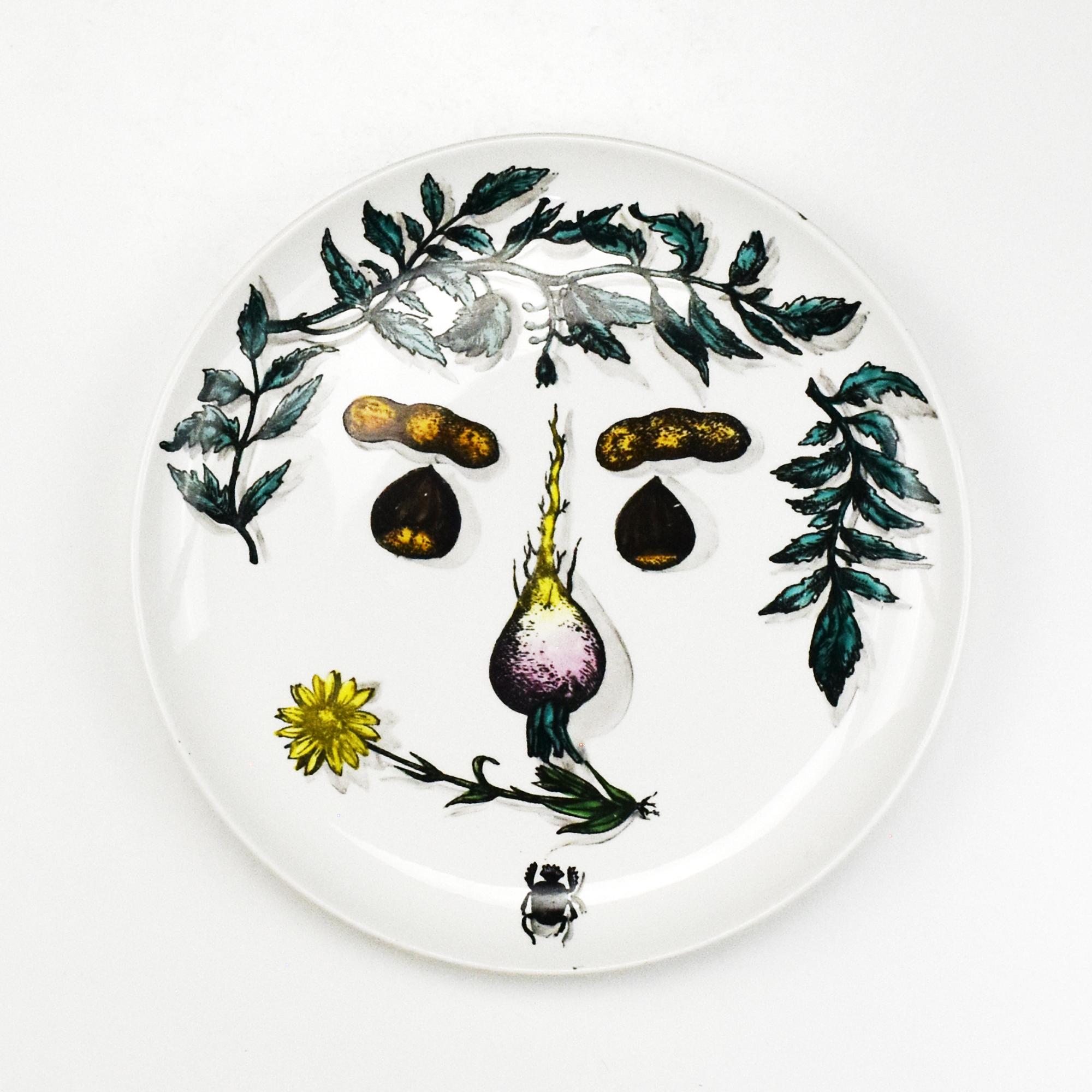 Mid-20th Century Fornasetti Milano Set of 4 Porcelain Plates Archimboldesca Series Vegetable Head For Sale