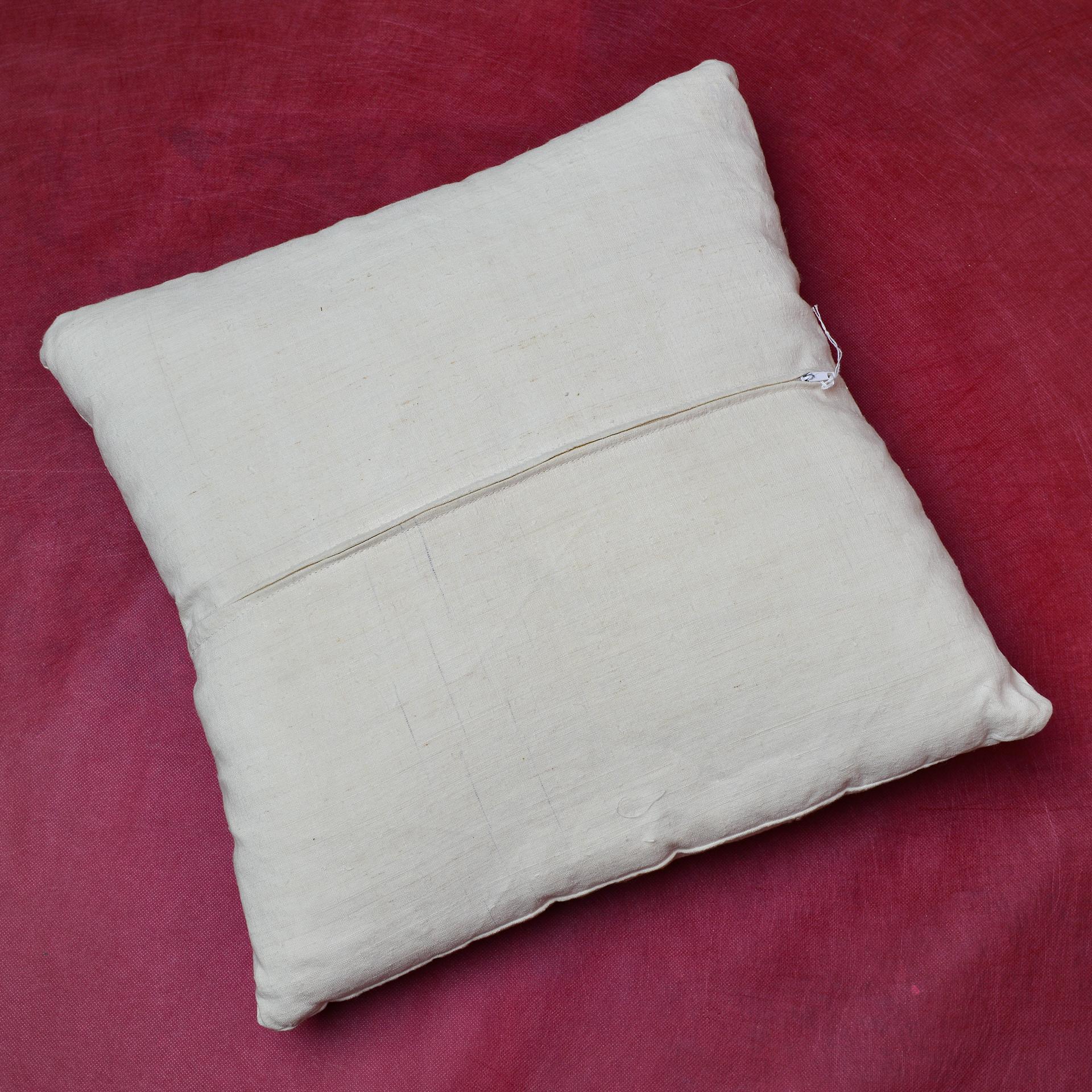 Fornasetti Pillows In Excellent Condition In Alessandria, Piemonte