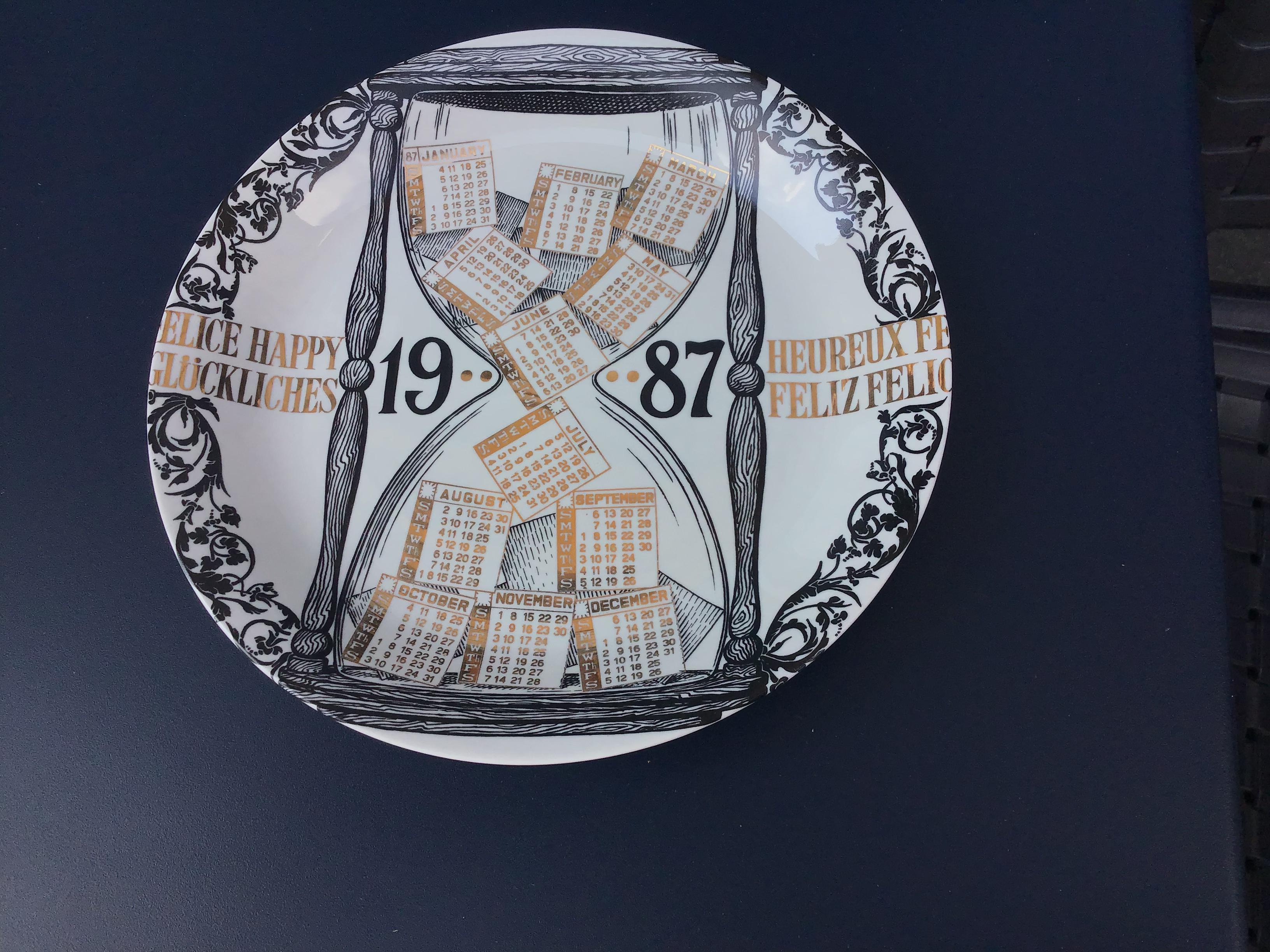 Other Fornasetti “Plate Calendar n 20” Porcelain, 1987, Italy For Sale
