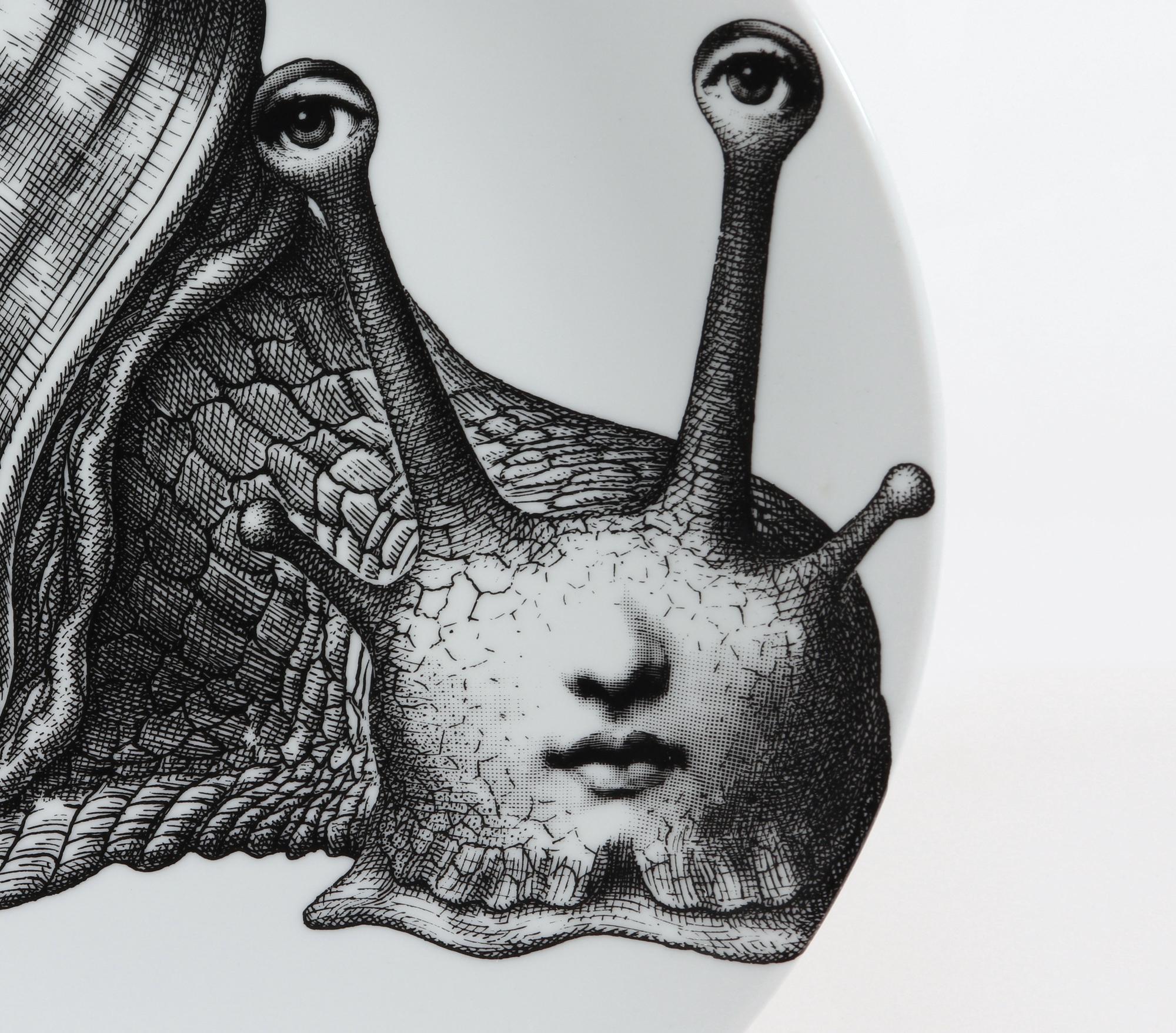 Piatto in porcellana Fornasetti Surrealist Themes & Variation, #260 in vendita 1