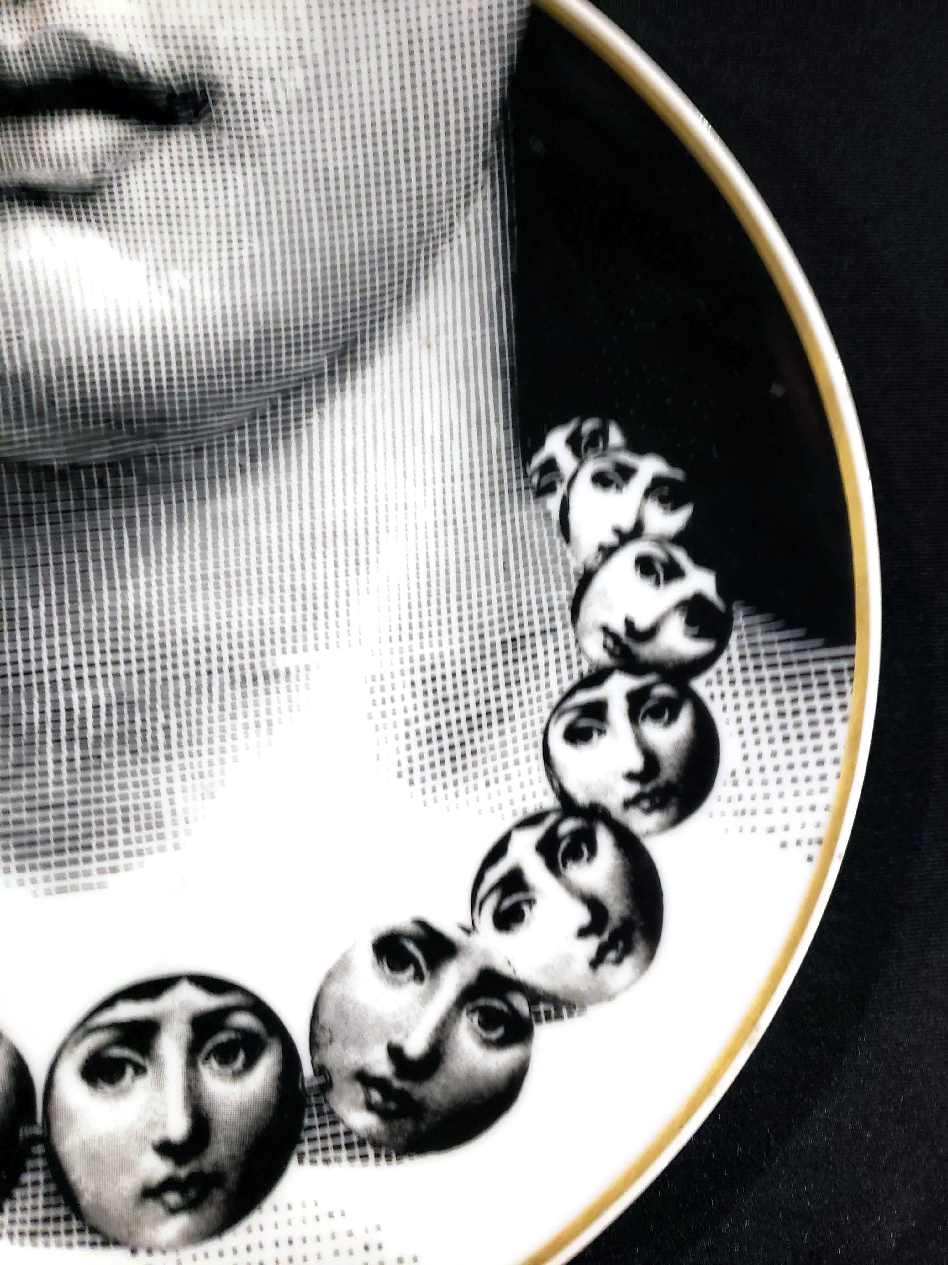 Fornasetti Rosenthal Plate- Temi e Variazioni-Themes and Variation, Motiv 16 In Good Condition In Downingtown, PA