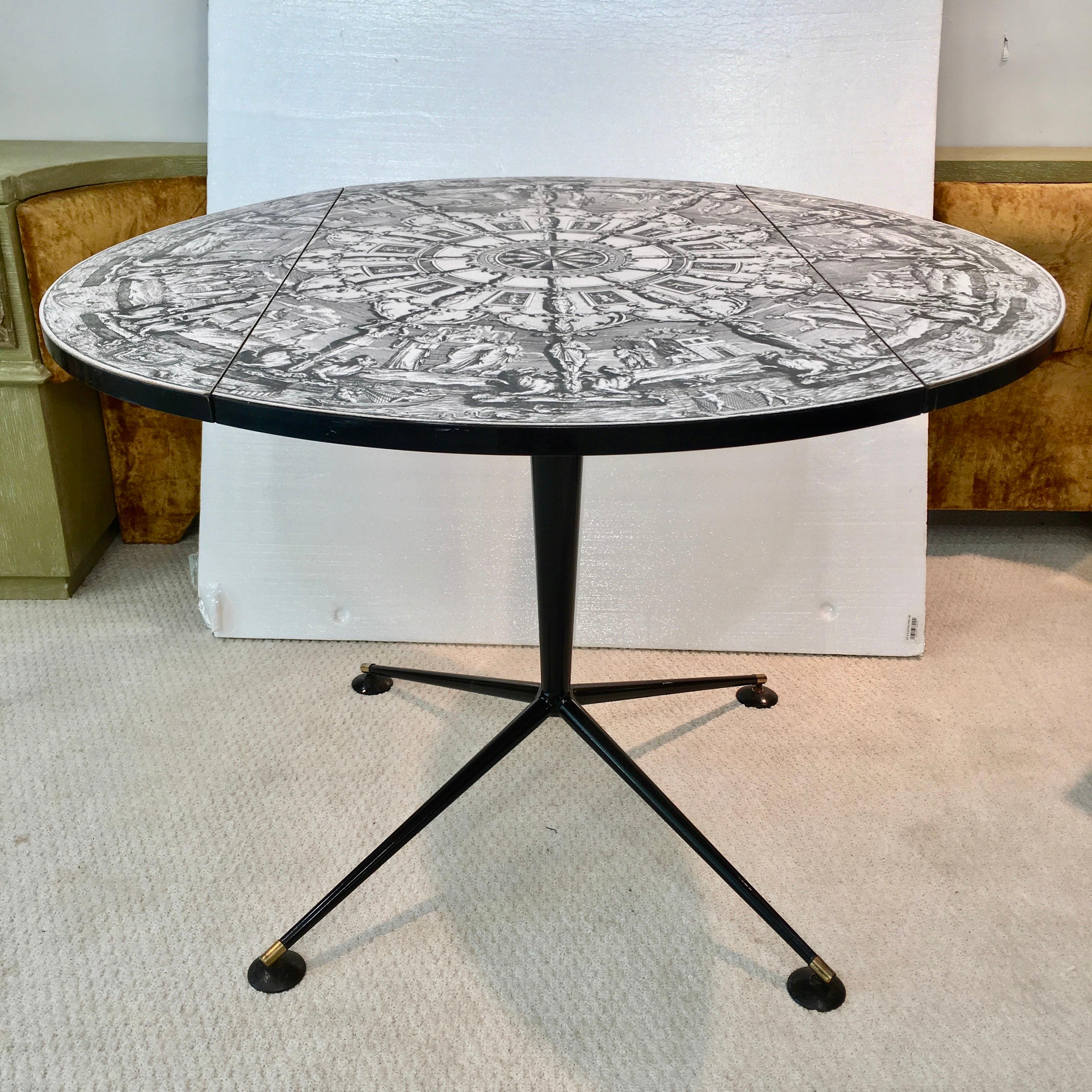 Mid-20th Century Andrew J. Milne for Heal's Round Drop Leaf Table For Sale
