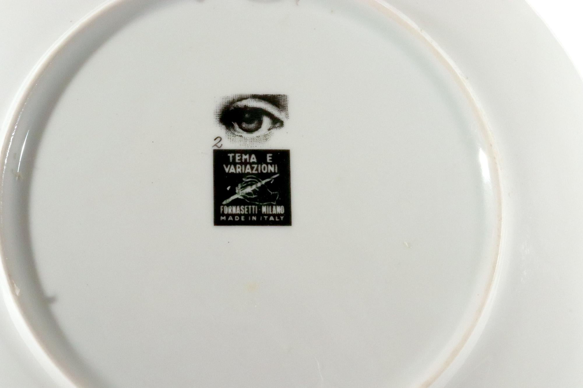 Placa Fornasetti Temas y Variaciones, Número 2 finales del siglo XX