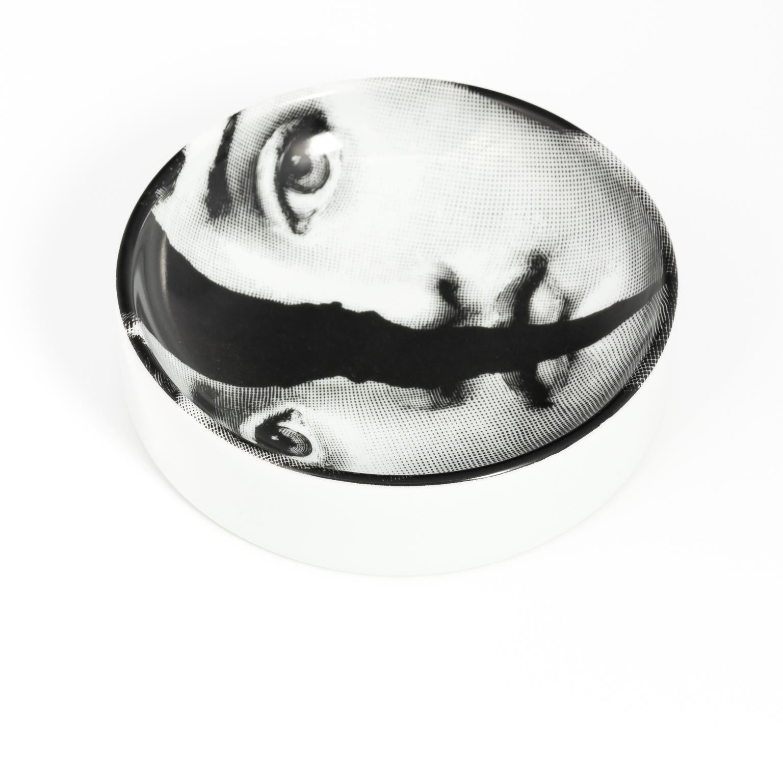 Hand decorated modern trinket dish depicting the cracked face of Lina Cavalieri, circa 1970s. Made in Italy.
 