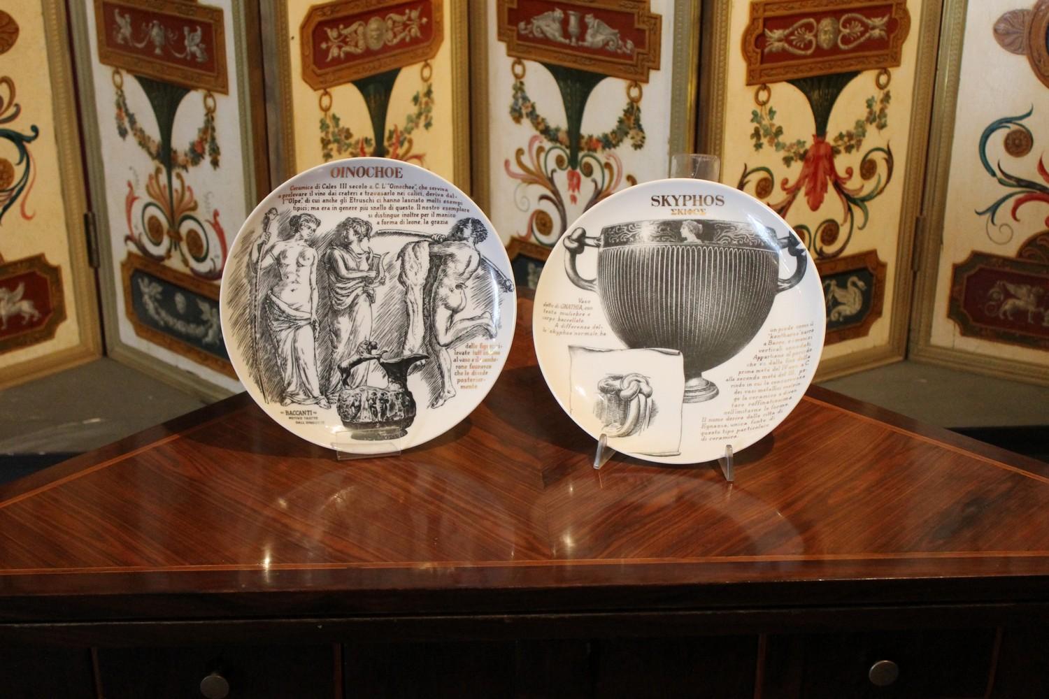 Fornasetti Limited Edition White Porcelain, Black and Gold Printed Plates 1970s For Sale 4