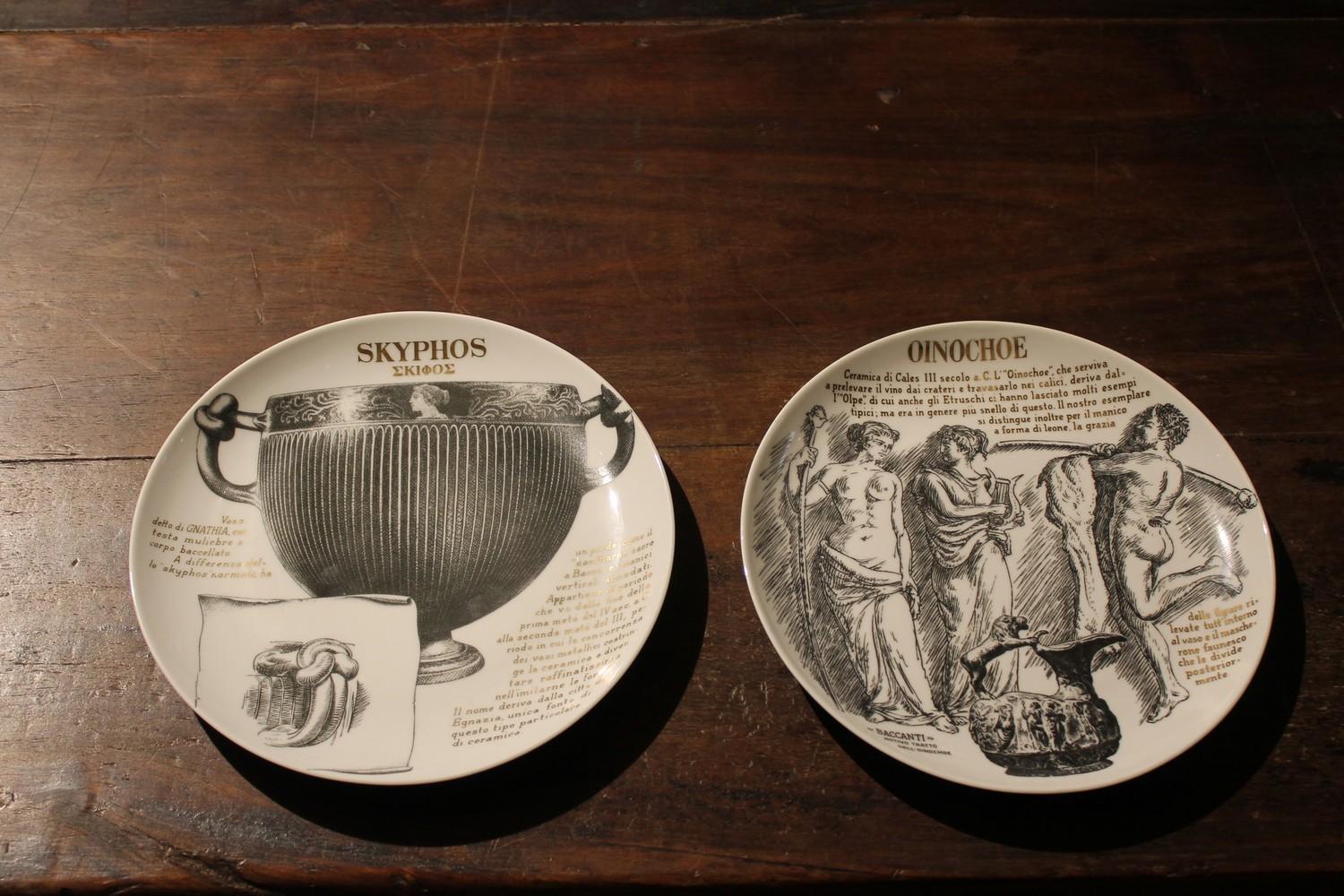 Fornasetti Limited Edition White Porcelain, Black and Gold Printed Plates 1970s For Sale 1
