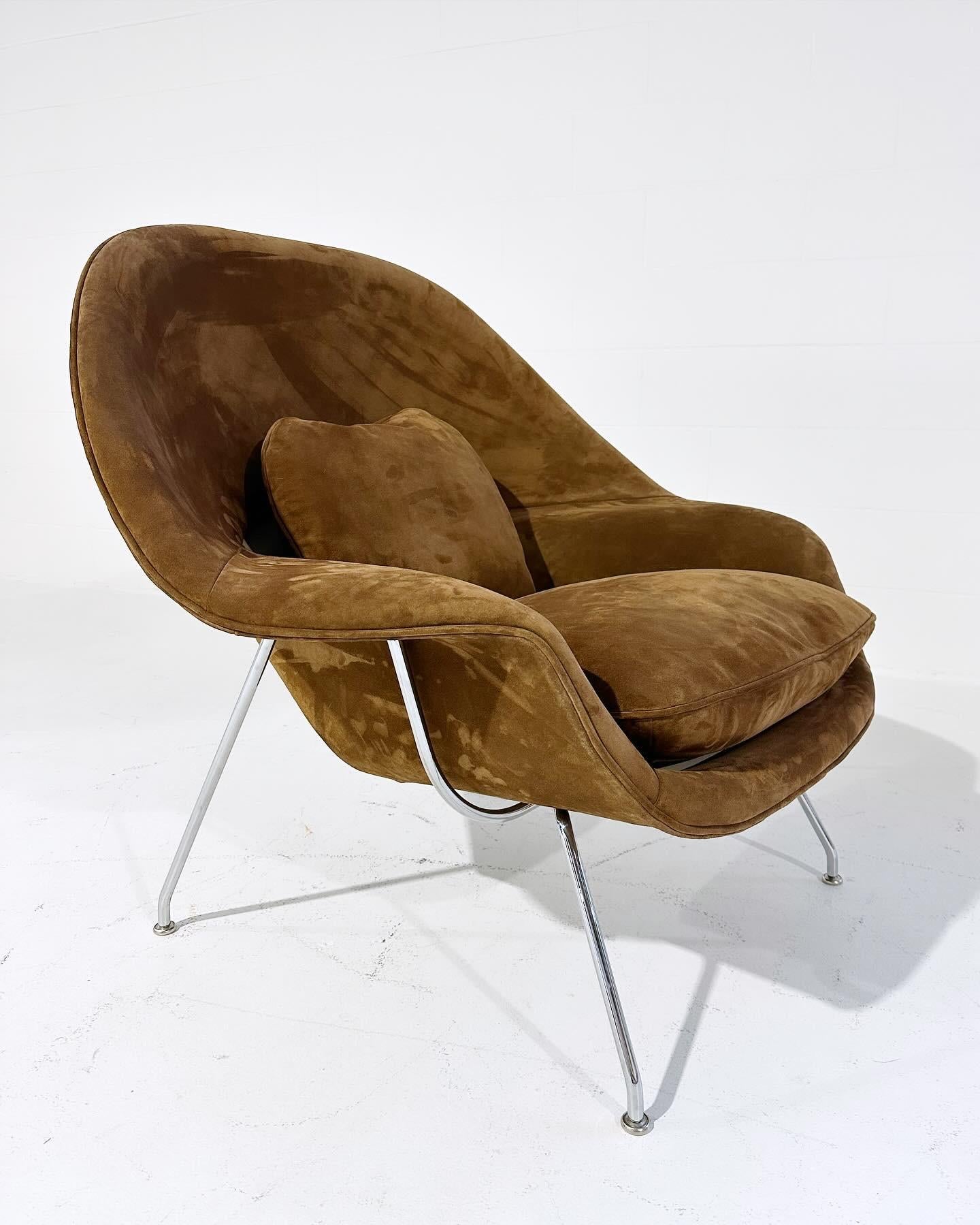 Forsyth Bespoke Eero Saarinen Womb Chair and Ottoman in Suede In Excellent Condition For Sale In SAINT LOUIS, MO
