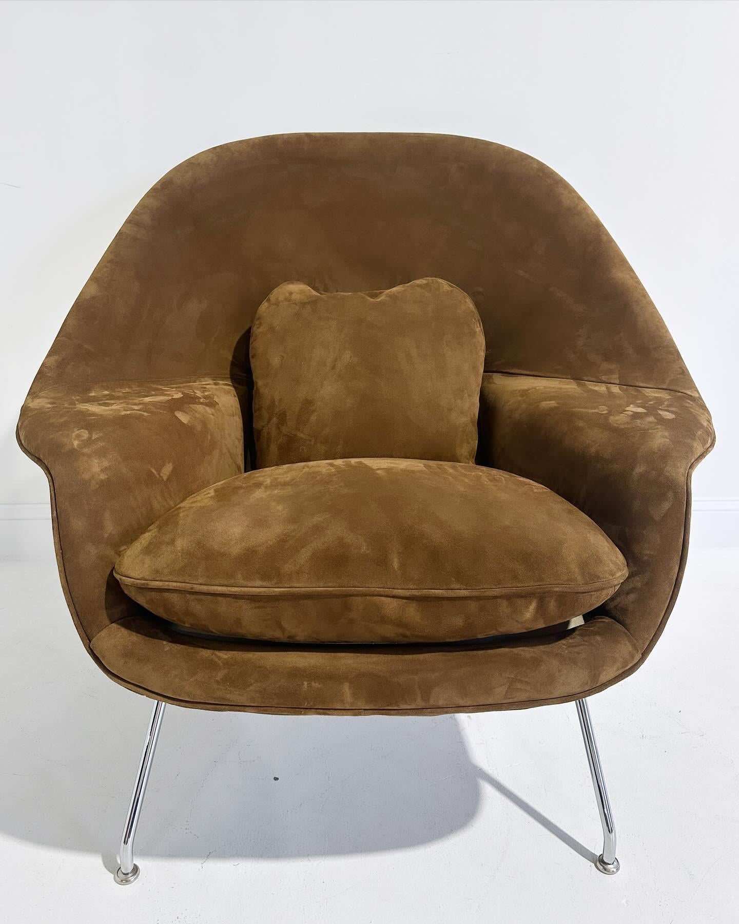 Forsyth Bespoke Eero Saarinen Womb Chair and Ottoman in Suede For Sale 3