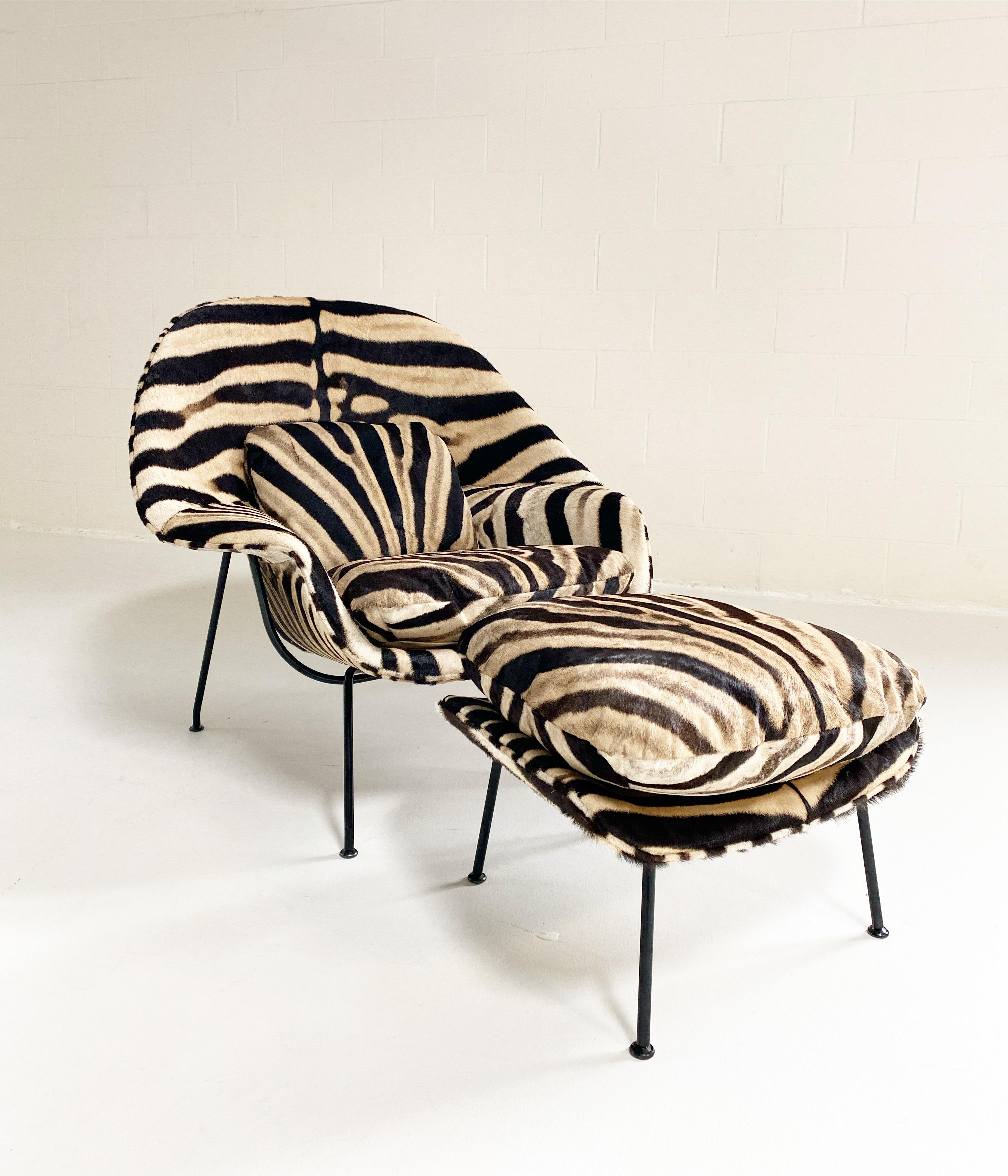 Forsyth Bespoke Eero Saarinen Womb Chair und Ottomane in Zebra (21. Jahrhundert und zeitgenössisch) im Angebot