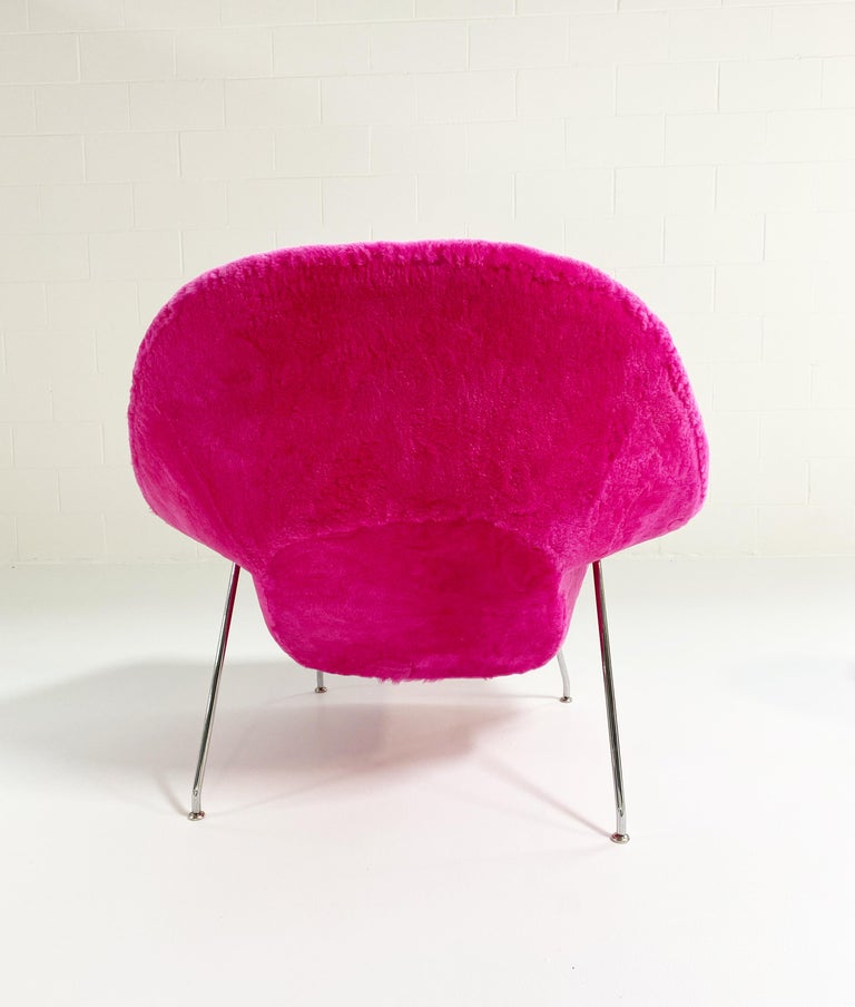 Forsyth Bespoke Eero Saarinen Womb Chair and Pouf Ottoman in Patagonia Shearling For Sale 2