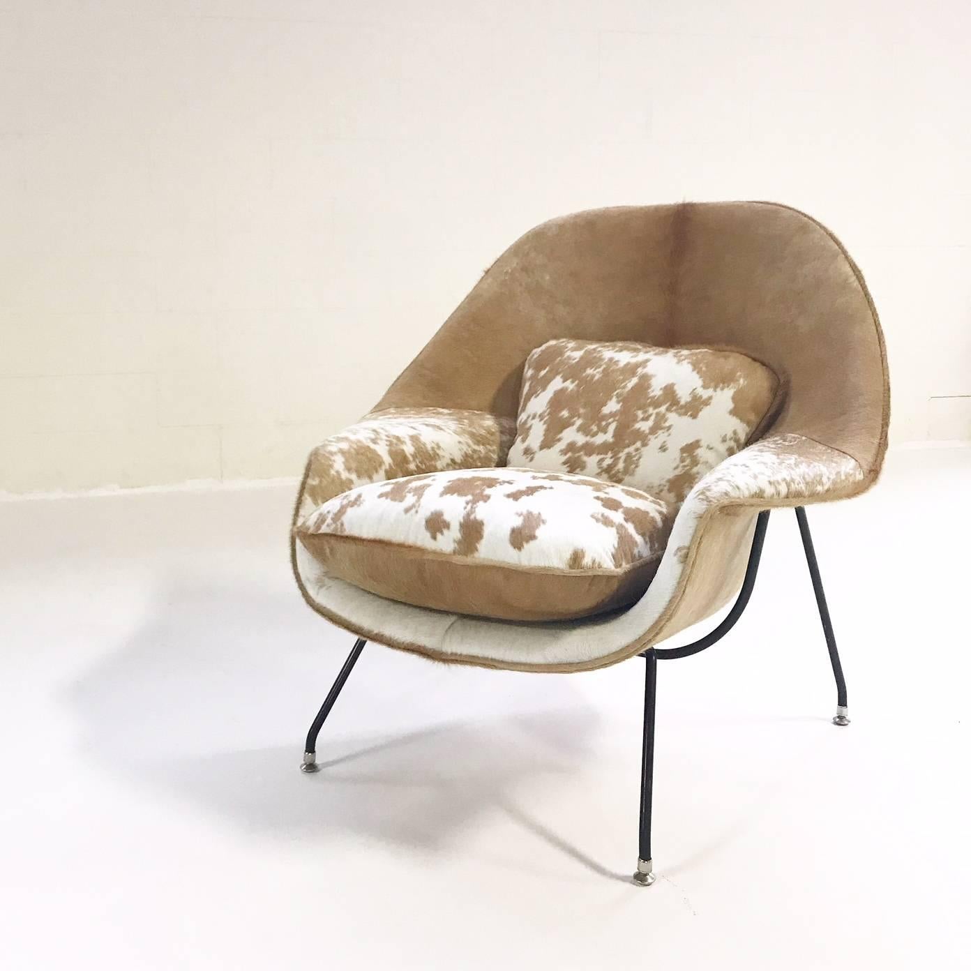 20th Century Vintage Eero Saarinen Womb Chair Restored in Brazilian Cowhide