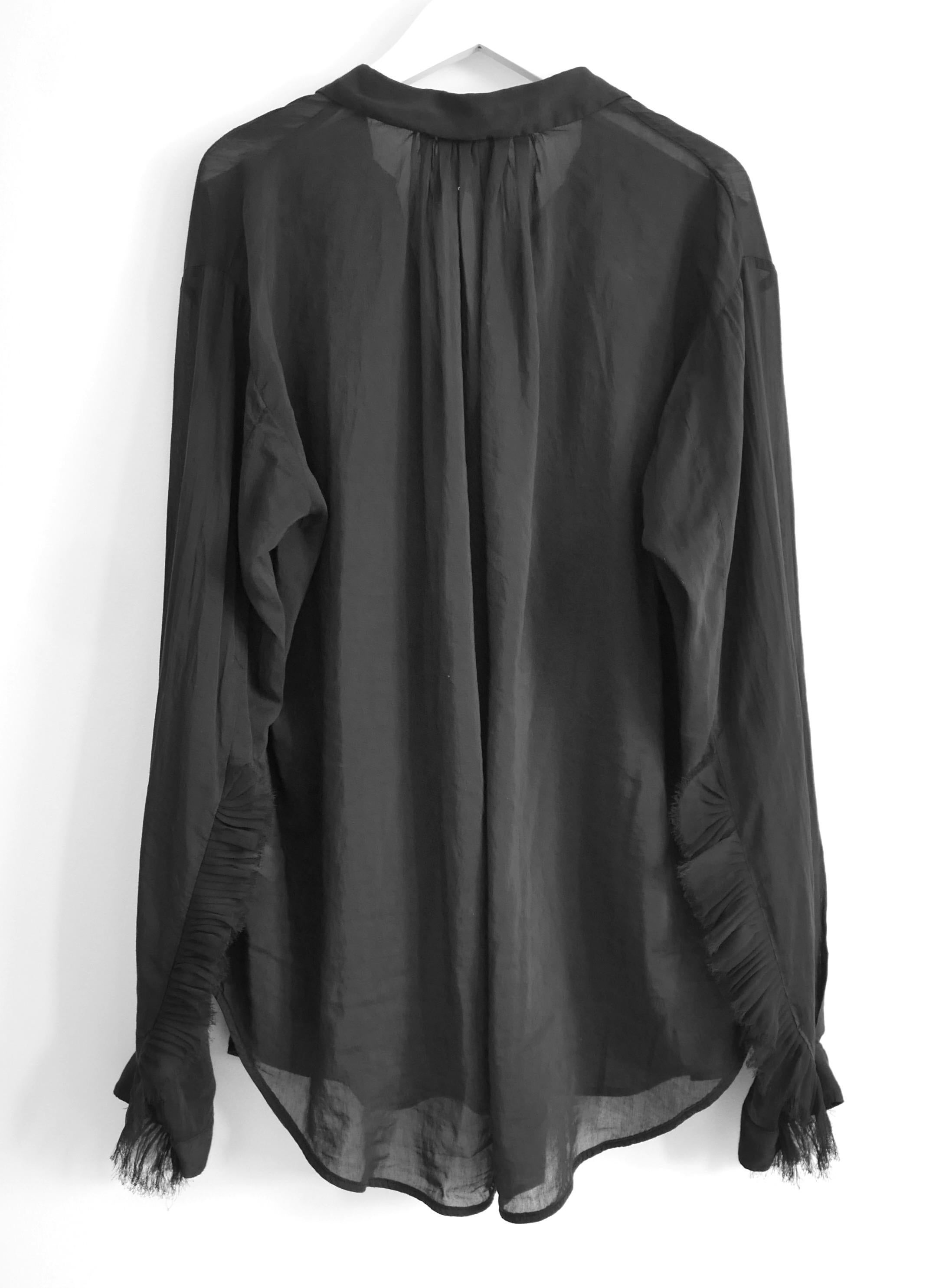 Nero Forte_Forte - Camicia nera in cotone e seta con balze sul davanti in vendita