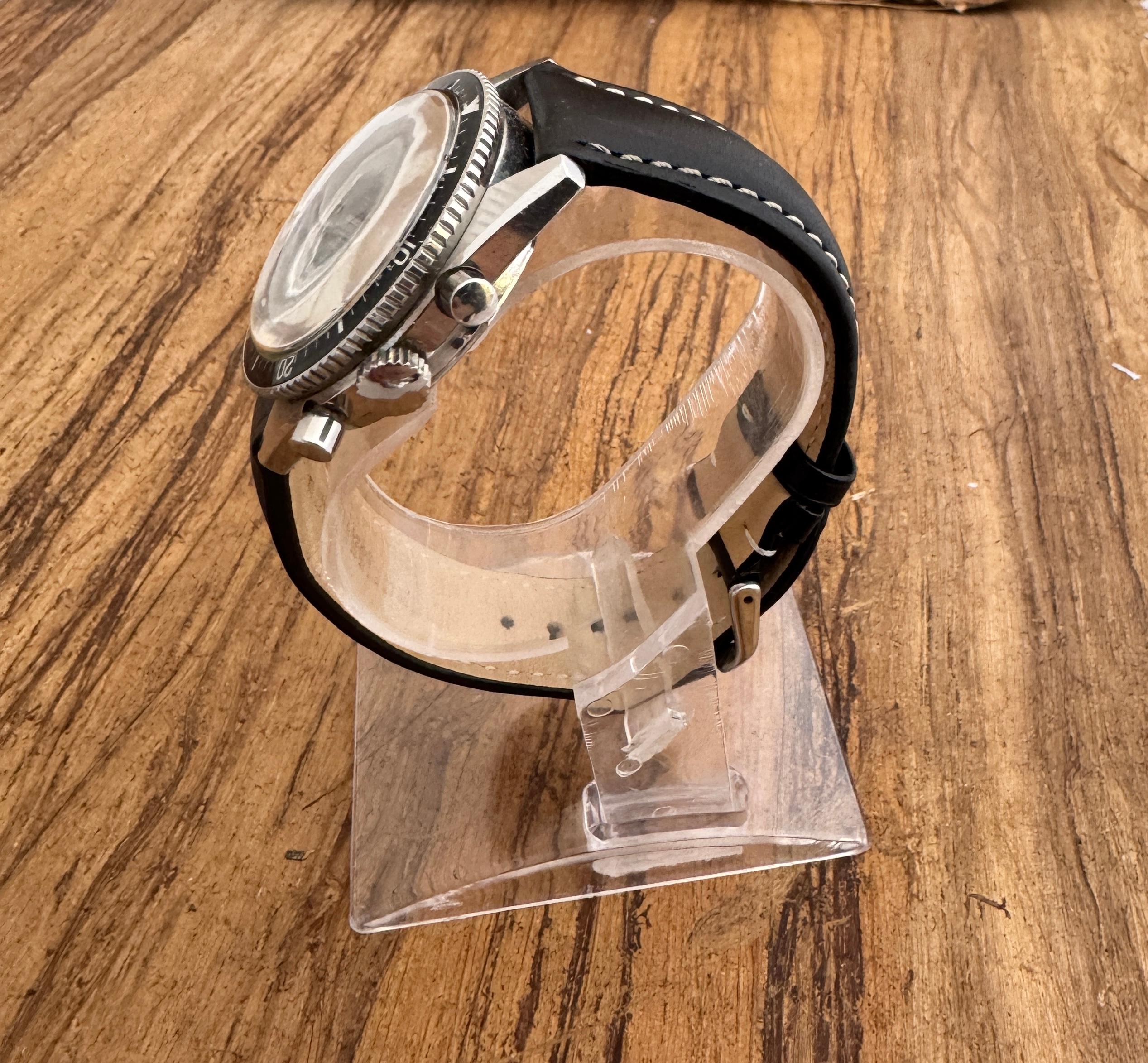 Fortis VINTAGE RARE condizioni Fortis Marinemaster 1970 Ref 8001 Valjoux 72 in vendita 9
