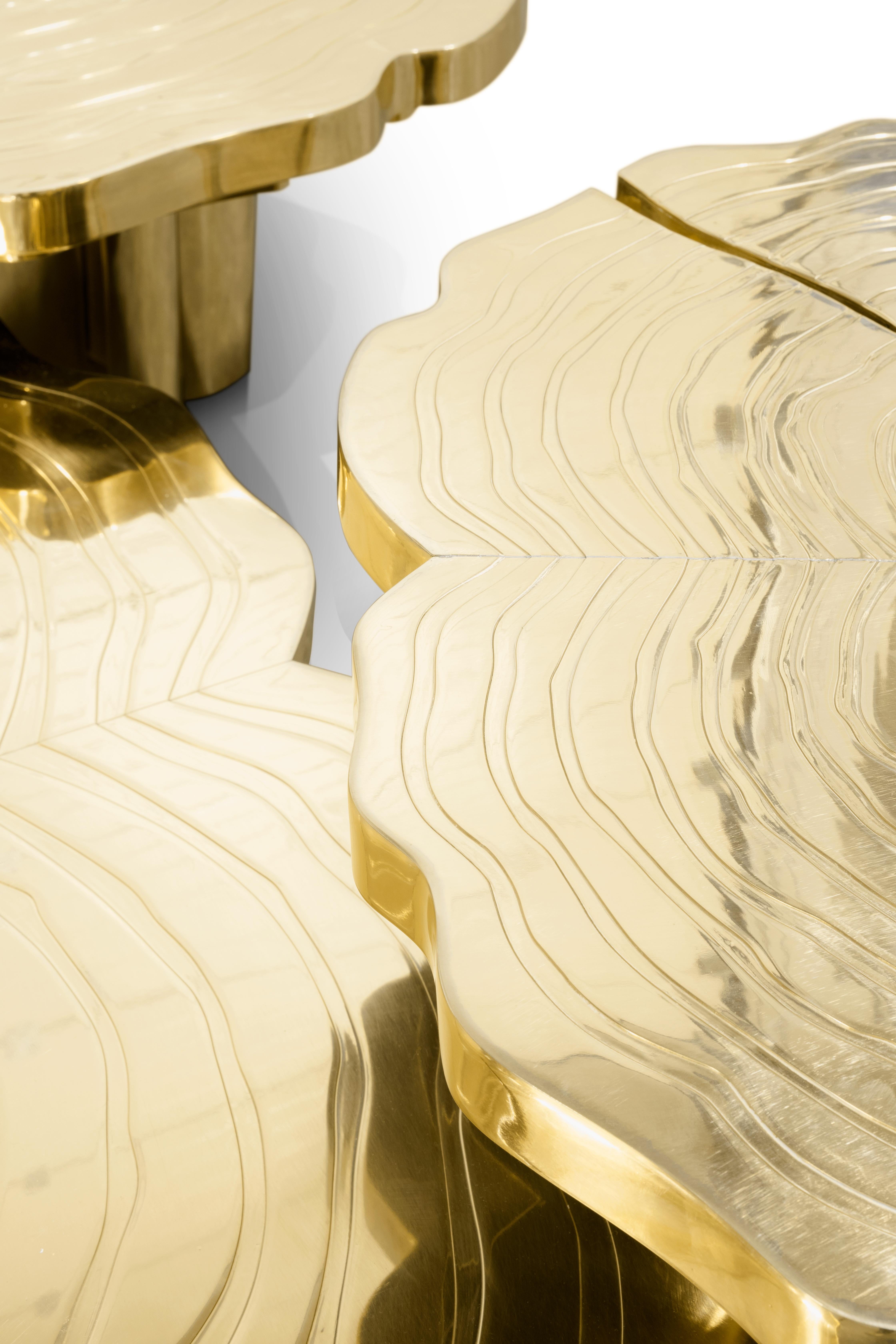 Tavolo da centro Fortuna Gold - Ottone placcato oro lavorato a mano - Boca Do Lobo In condizioni Nuovo in vendita a Rio Tinto, PT
