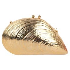 Fortuna Golden Metal Seashell Bag