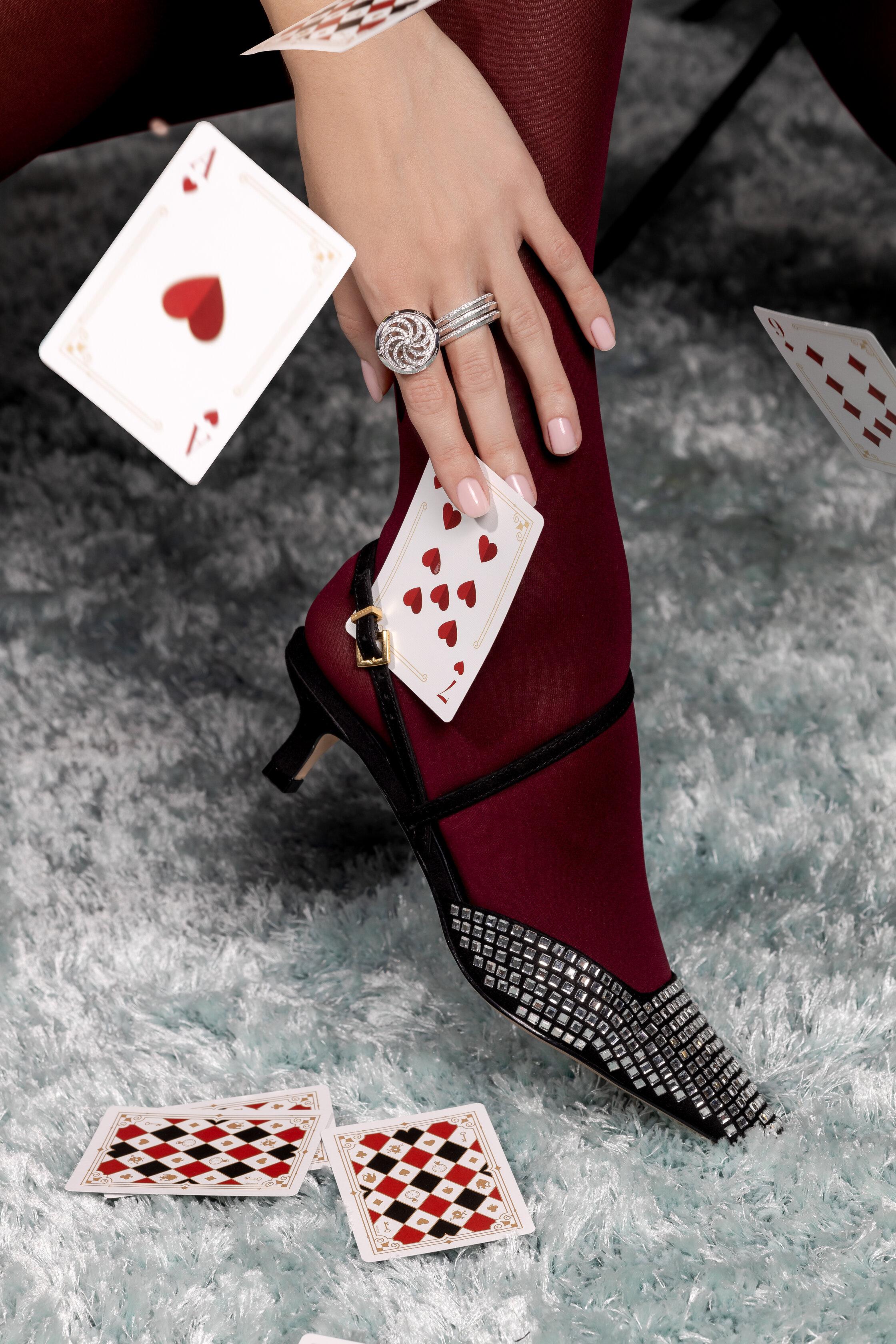 Make your own luck with our Fortune kinetic ring. This chic 18ct white gold Fortune Kinetic ring is a playful take on the Wheel of Fortune. Loving designed with Sybarite’s signature Kinetic element and studded with diamonds, watch the wheel twist