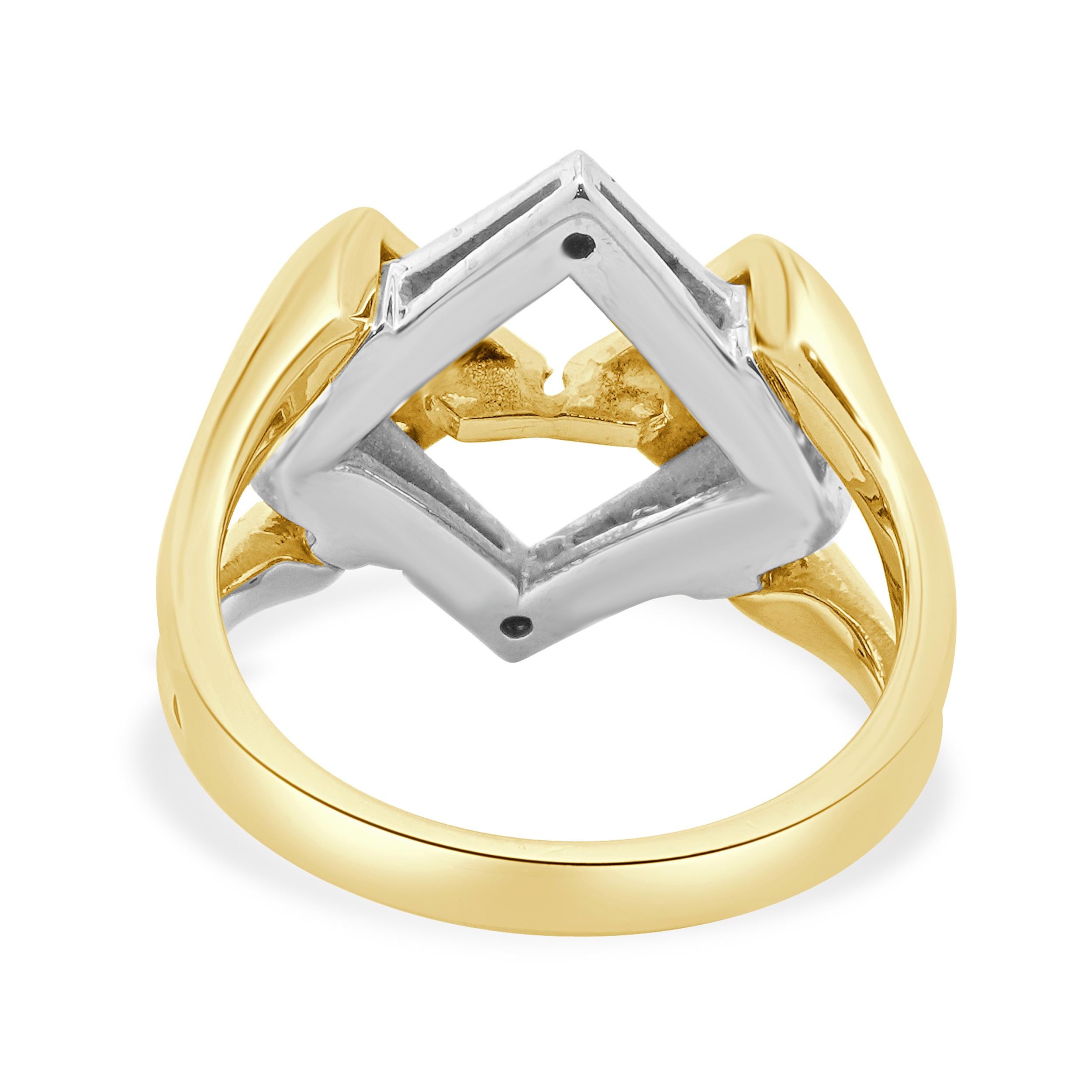 Fortunes 14 Karat Yellow & White Gold Diamond Geometric Interlocking Ring In Good Condition For Sale In Scottsdale, AZ