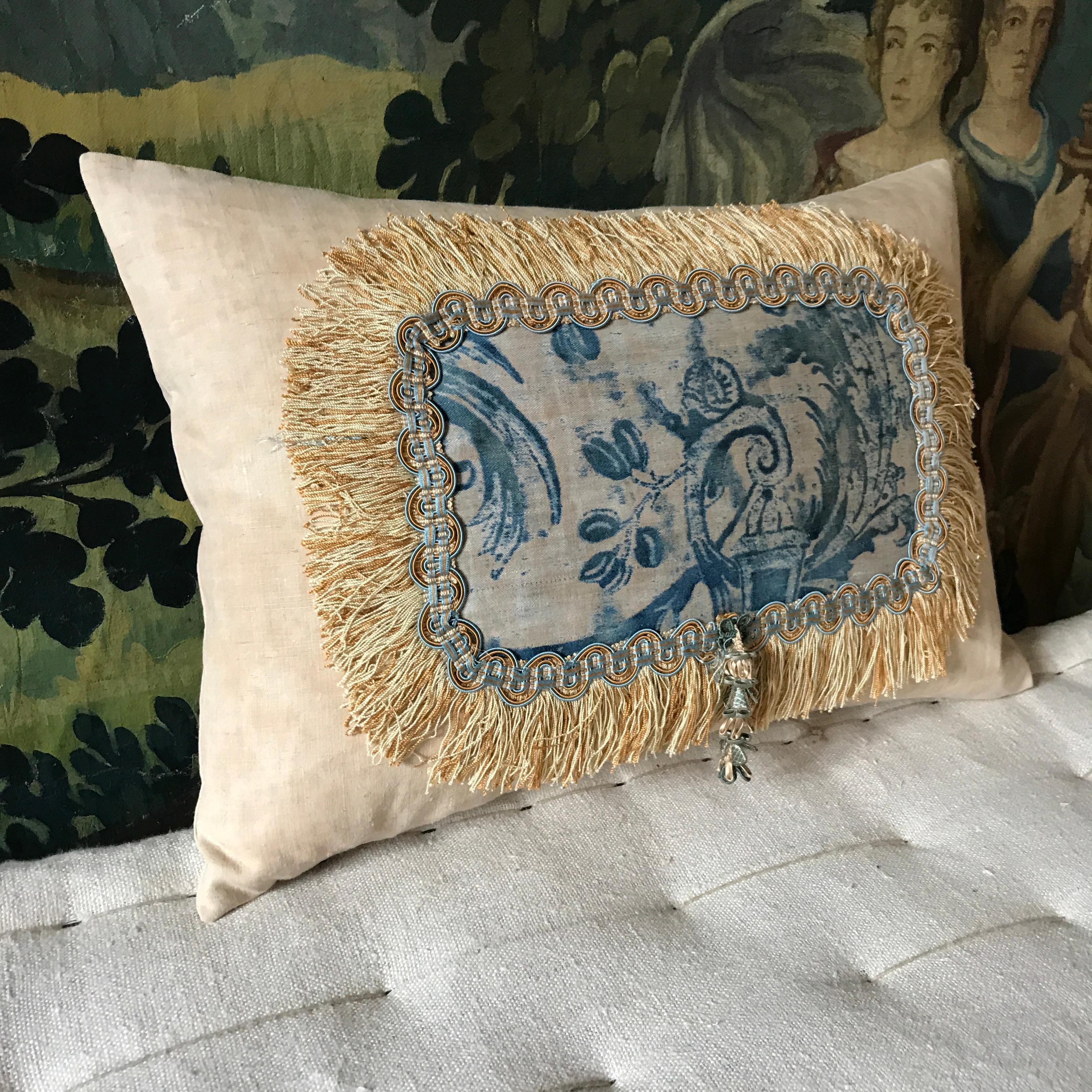 Early 20th Century Fortuny Cushion with silk border