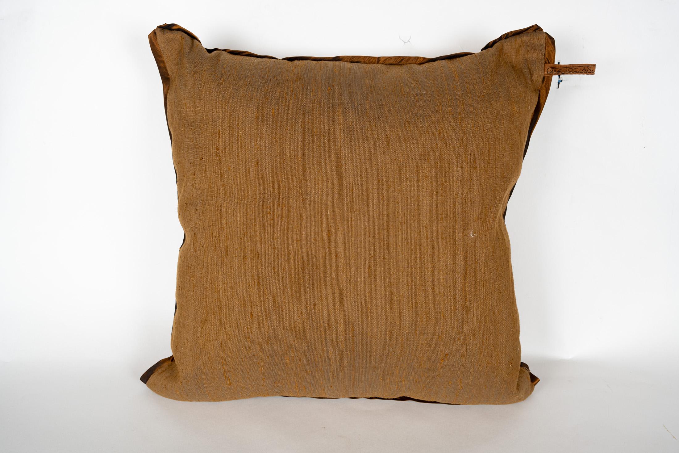 North American Fortuny Fabric Cushion in the Impero Pattern For Sale