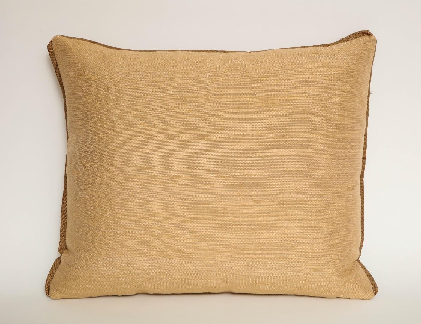 Cotton Fortuny Fabric Cushion in the Ucceli Pattern