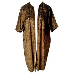 Fortuny Orientalist Style Manteau en velours vert olive avec motifs en pochoir argenté
