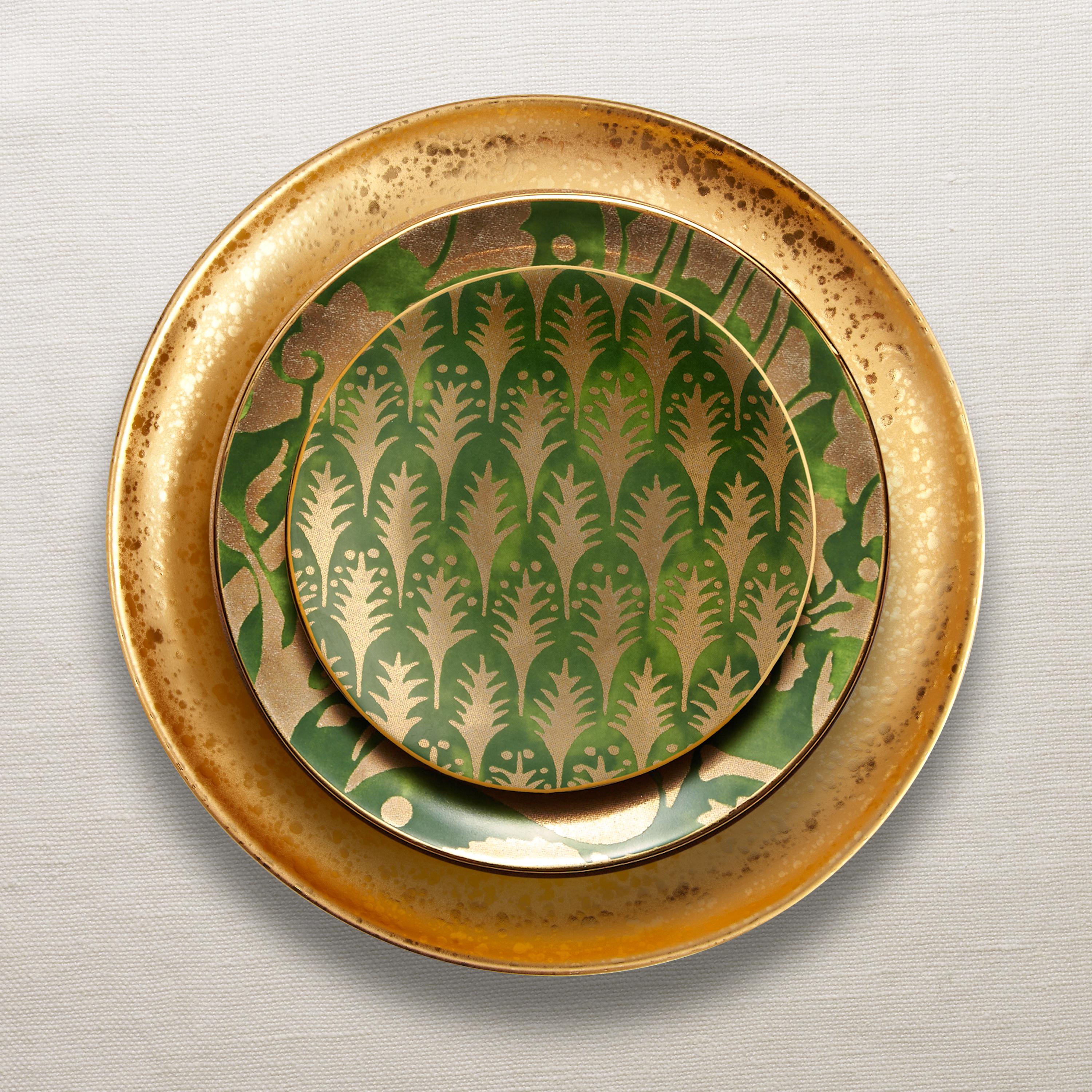 Contemporary Fortuny Piumette Canape Plates (Set of 4) For Sale