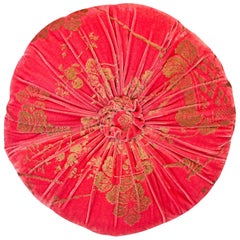 Coussin rond en velours rouge et or Fortuny / Venetia Studium