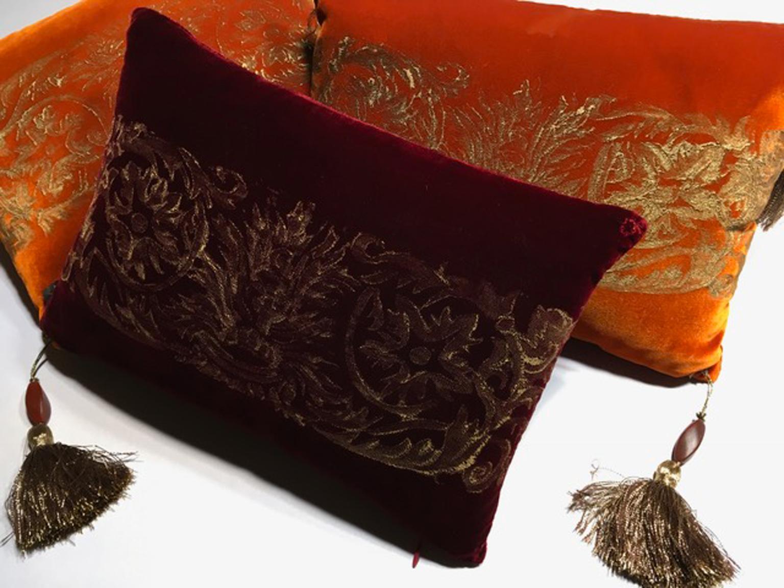 Fortuny Venice Style Set Three Orange Silk Pillows in Golden Color Hand Printed In Excellent Condition In Brescia, IT