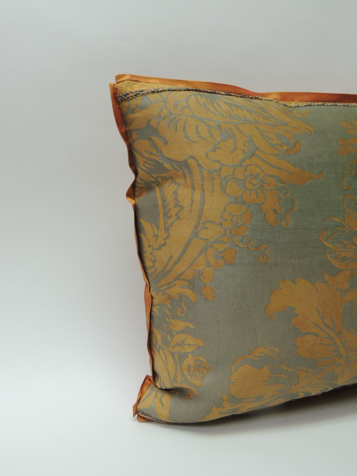 Fortuny accent pillow handcrafted in the Medici pattern in curry and silvery gold. Accentuated with gold silk trim on top and bottom. Burnt orange silk backing. Embellish with small silk woven trim. ATG custom flat trim all around.
Throw vintage