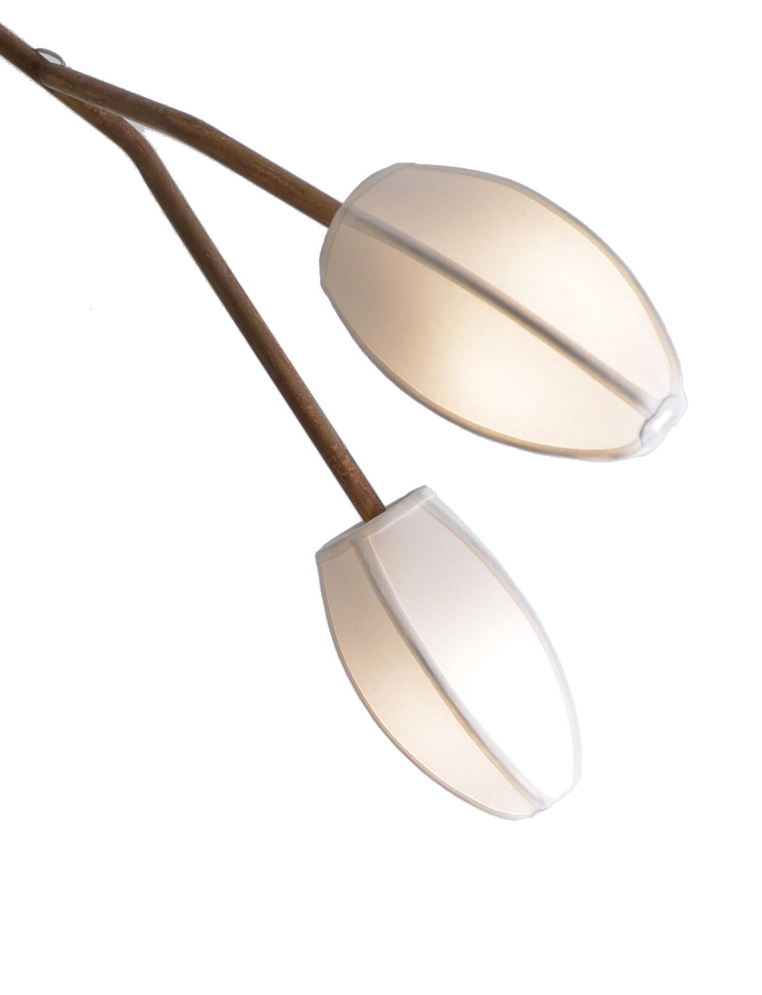 Brasiliano Forward - Lampada a sospensione brasiliana contemporanea in ottone scultoreo in vendita