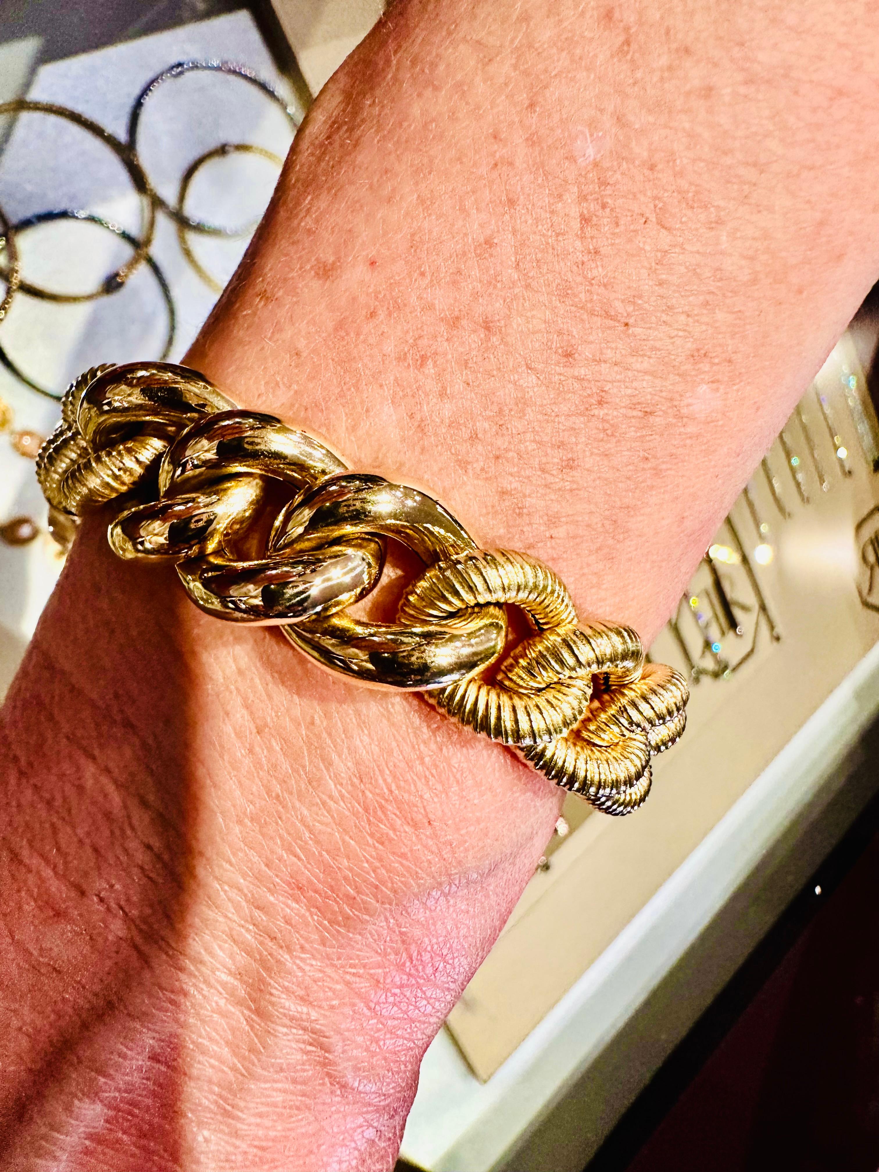 Forza ed Eleganza: Bracciale a Catena in Oro Giallo gr 49.67 In New Condition For Sale In Guidizzolo, IT