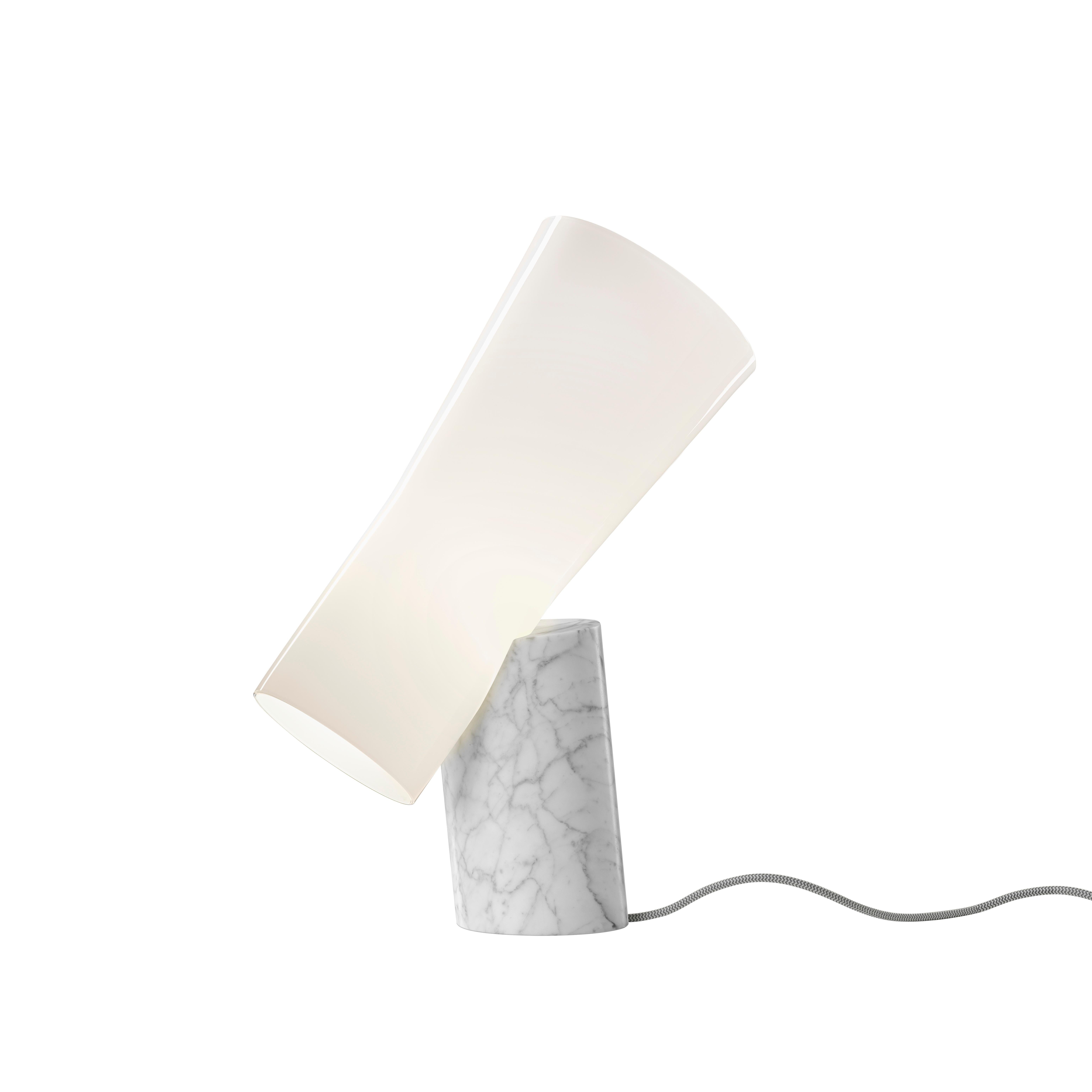 Foscarini Nile Table White Lamp by Rodolfo Dordoni In New Condition For Sale In Brooklyn, NY