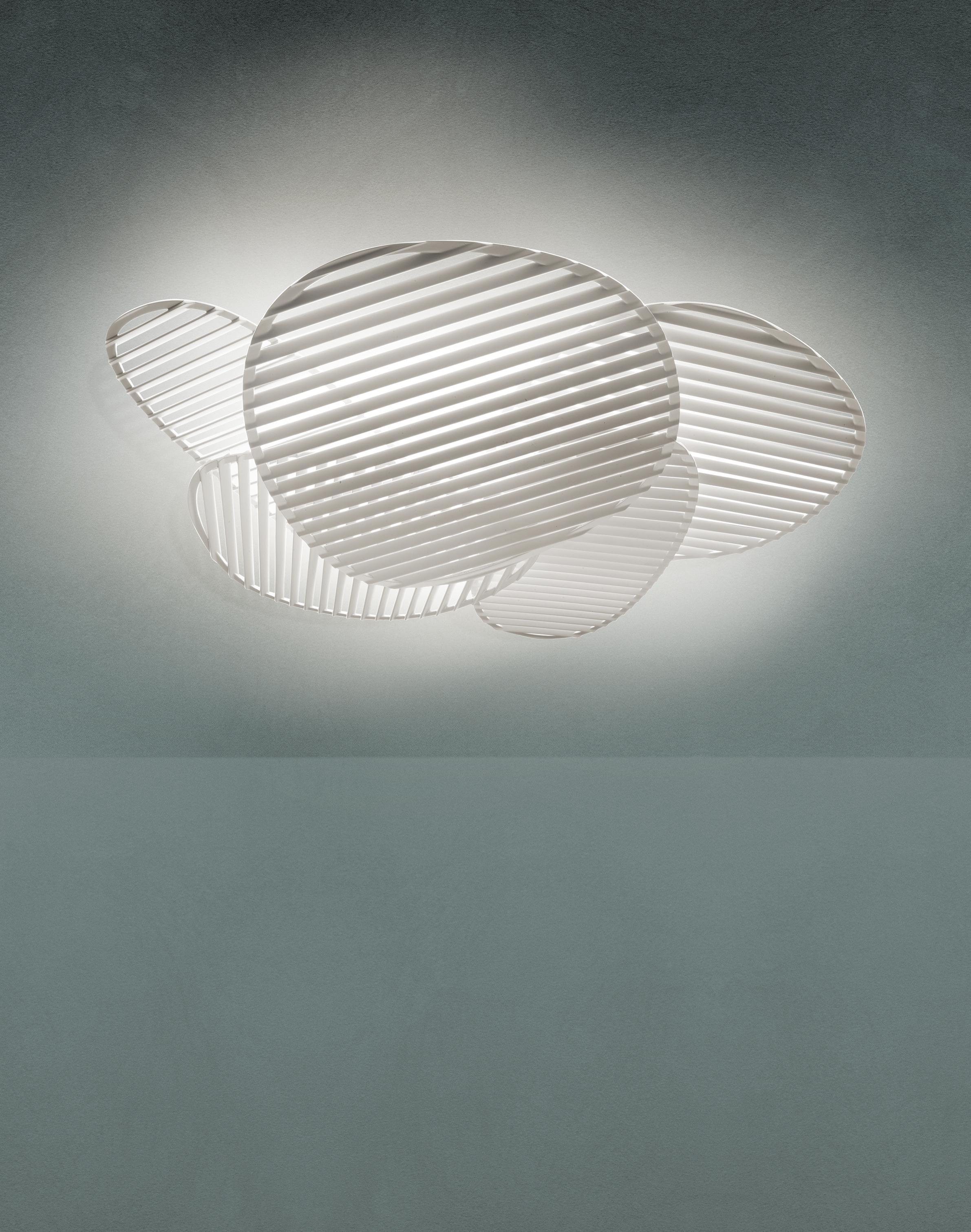 Foscarini Nuage Wall Lamp in White by Philippe Nigro In New Condition In Brooklyn, NY