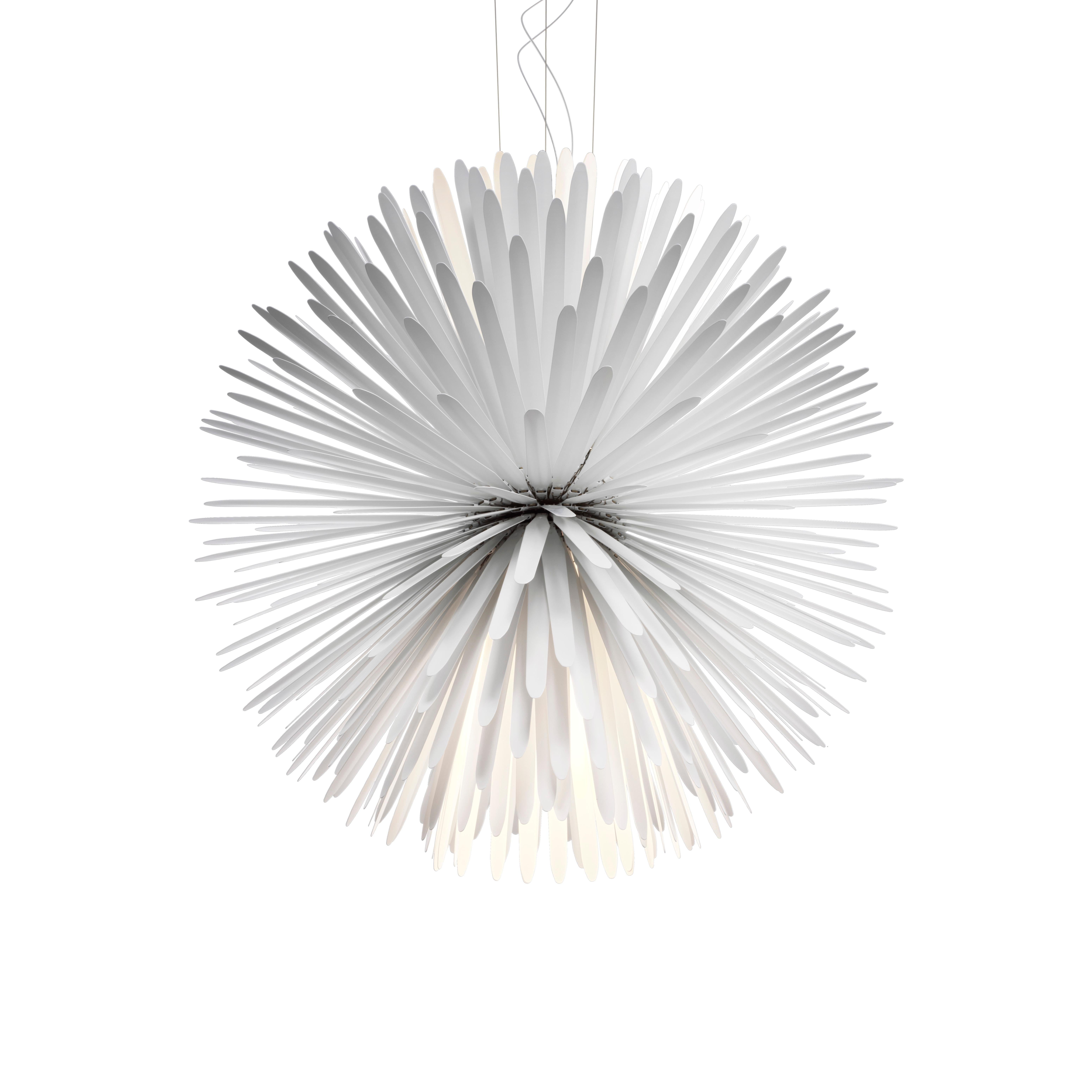 As many as 390 steel rays, separated from each other and grafted onto the central body, give life to an extremely scenographic suspension lamp with great presence and personality.
 
To design Sun-Light of Love Tord Boontje was inspired by the