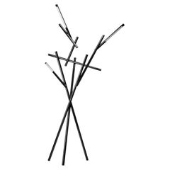 Lámpara de pie Tuareg LED de Foscarini en cromo negro by Ferruccio Laviani