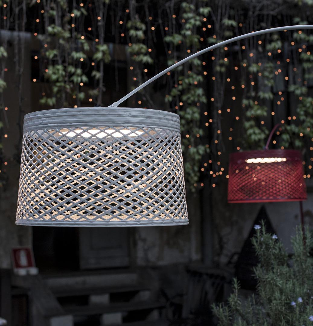 Foscarini Twiggy Grid Stehlampe für den Außenbereich aus Karmin von Marc Sadler im Zustand „Neu“ im Angebot in Brooklyn, NY