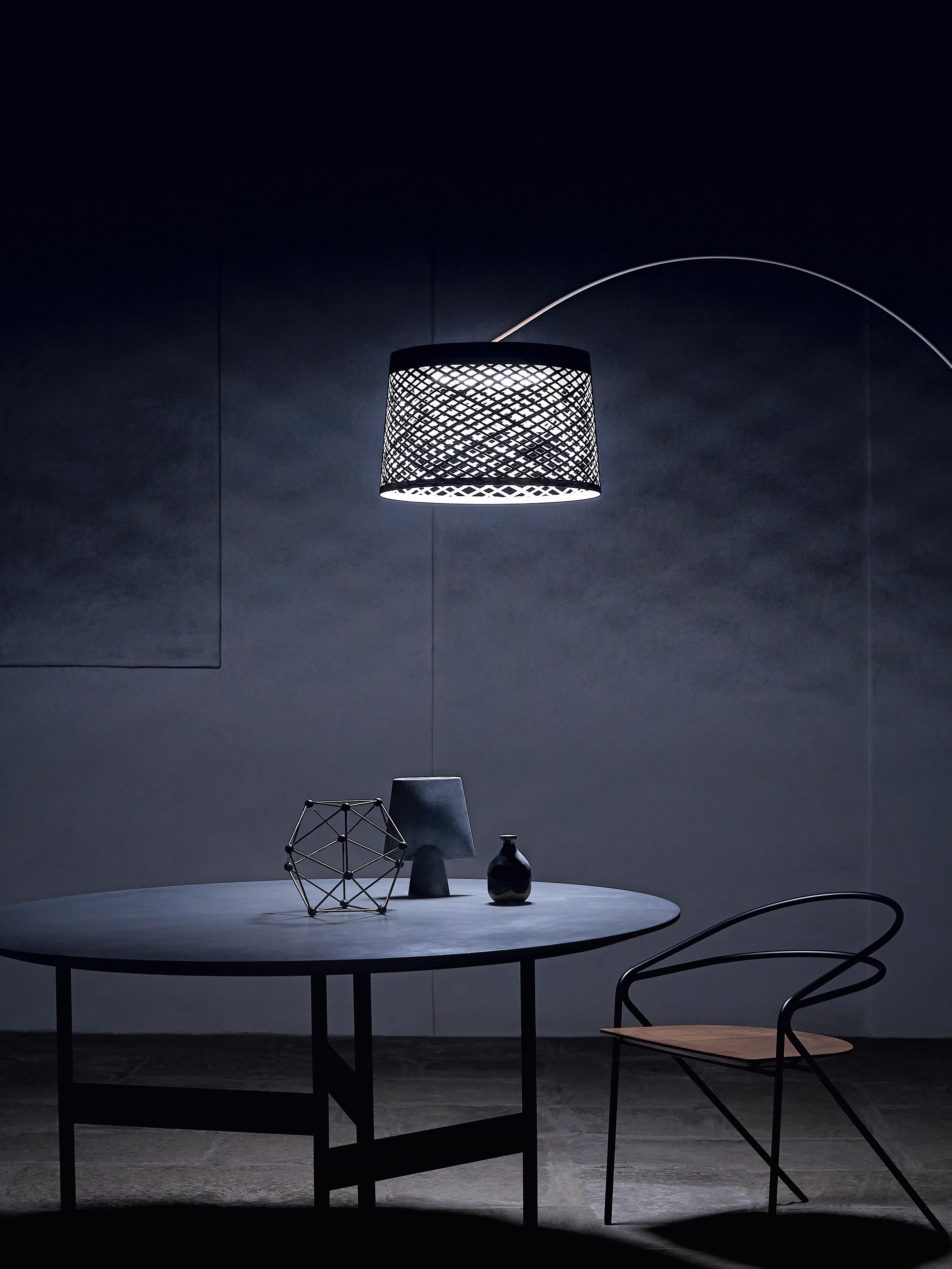 Foscarini Twiggy Grid Stehlampe für den Außenbereich in Grau von Marc Sadler (21. Jahrhundert und zeitgenössisch) im Angebot