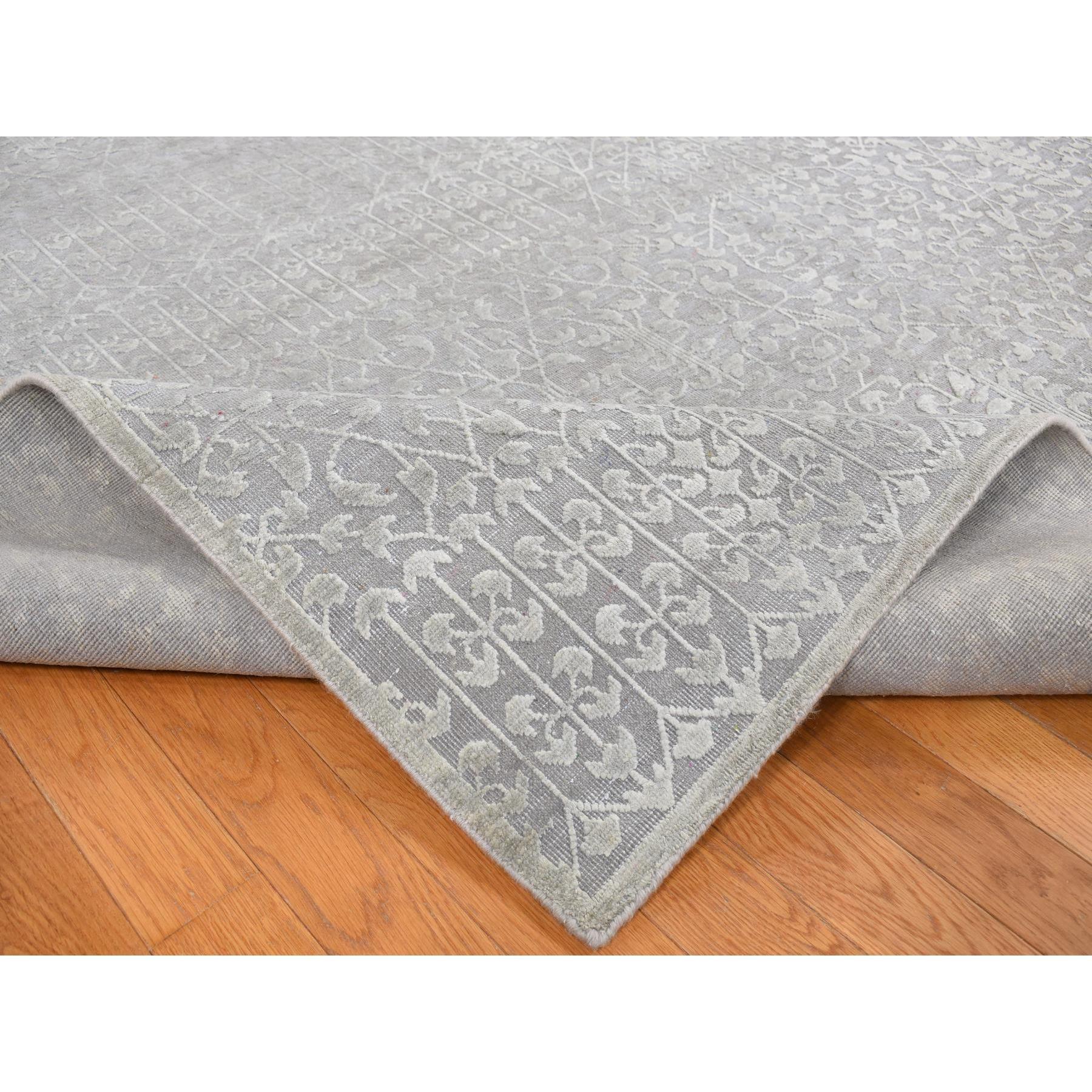 Fossil Gray Seide mit Wolle Ton in Ton handgeknüpft Orientteppich 9'0