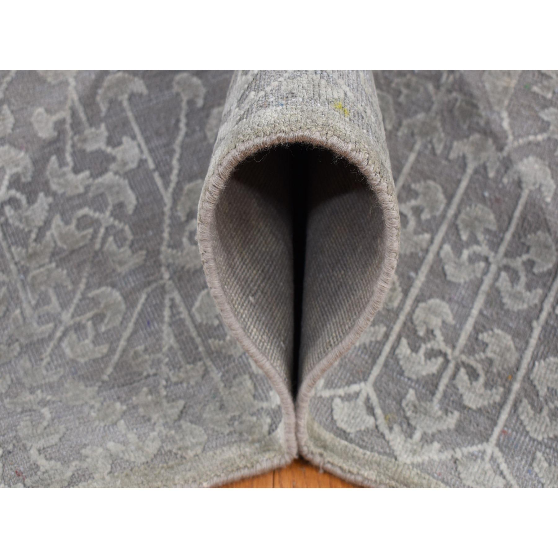 Fossil Gray Seide mit Wolle Ton in Ton handgeknüpft Orientteppich 9'0