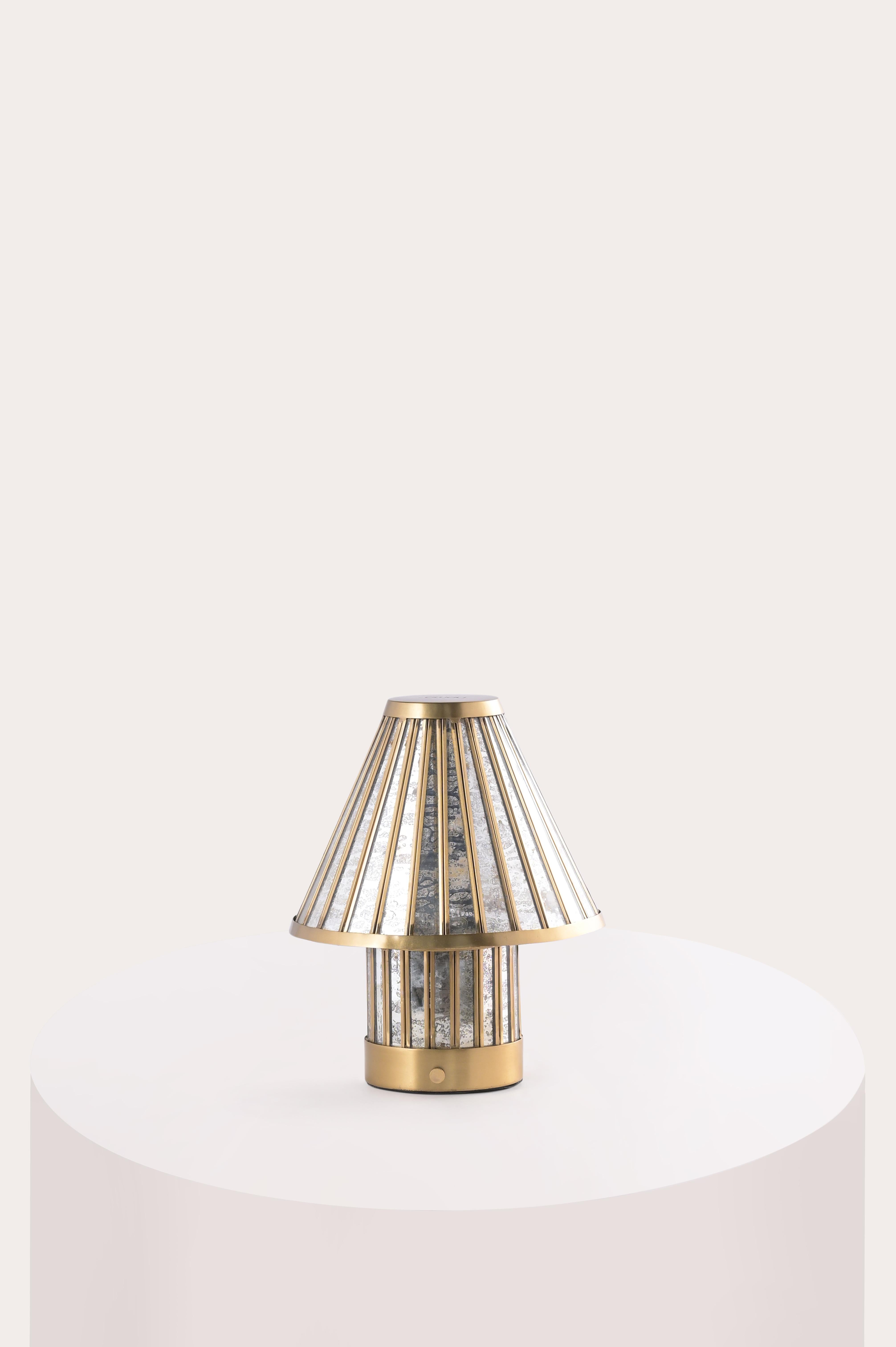 Lampe à poser portative Fossil par Studio Namit Khanna en vente 7