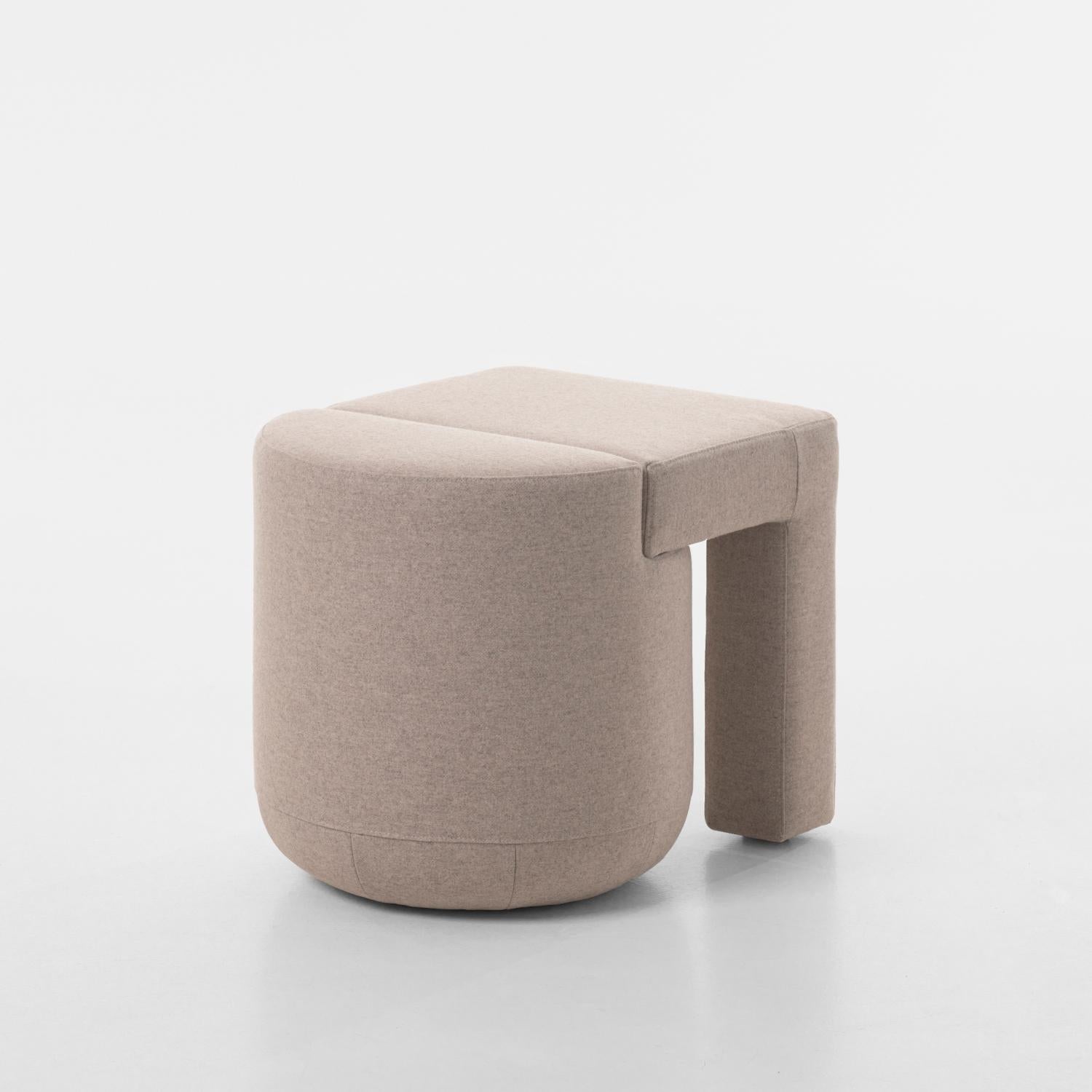Pouf FOSSIL
Designer: Dmitriy Kozinenko for Oitoproducts

FOSSIL upholstered furniture collection is a first collaboration with the talented Ukrainian product designer Dmitriy Kozinenko !
This is a story about monolithic forms and vivid visual