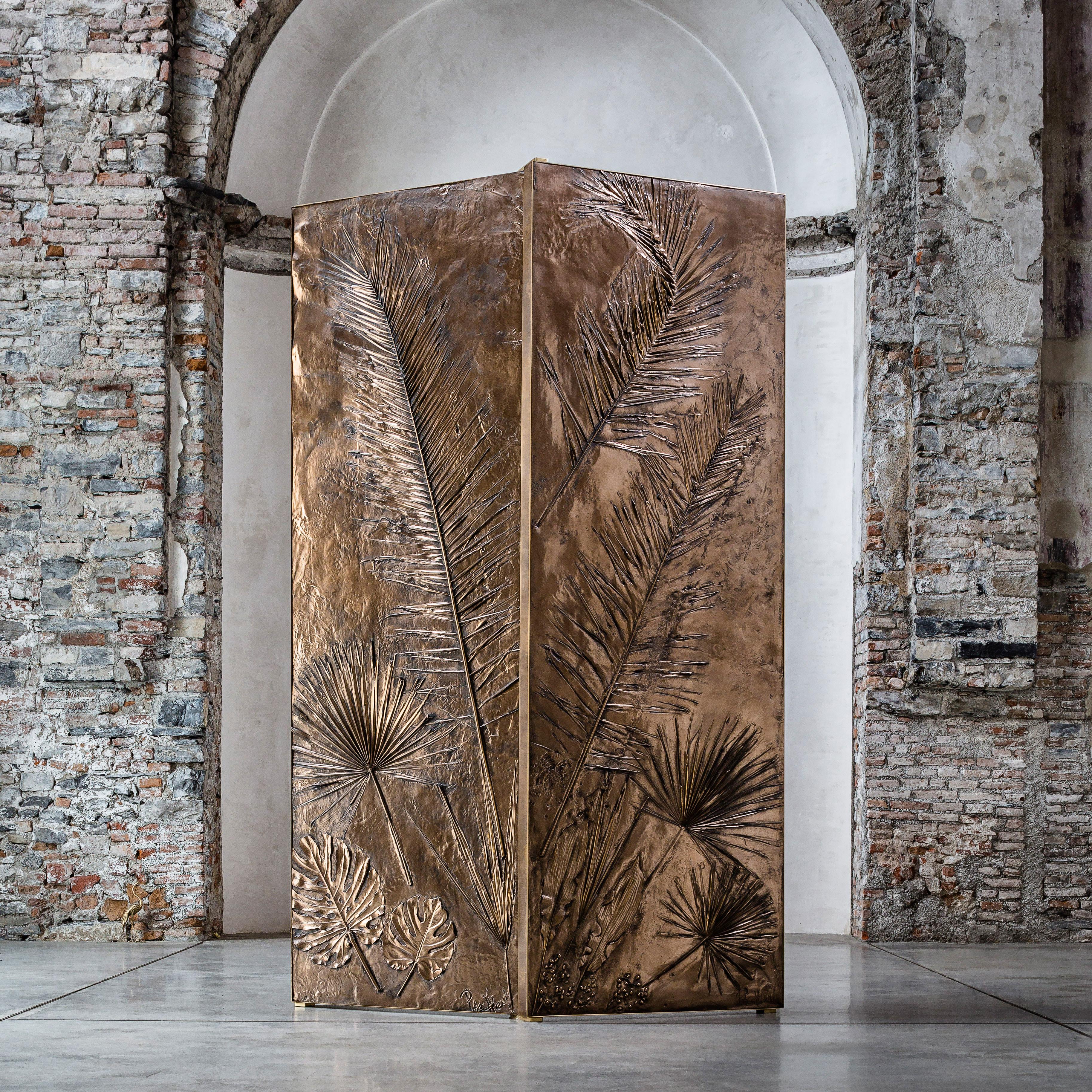 Fossil Screen II by Gianluca Pacchoini In New Condition For Sale In New York, NY